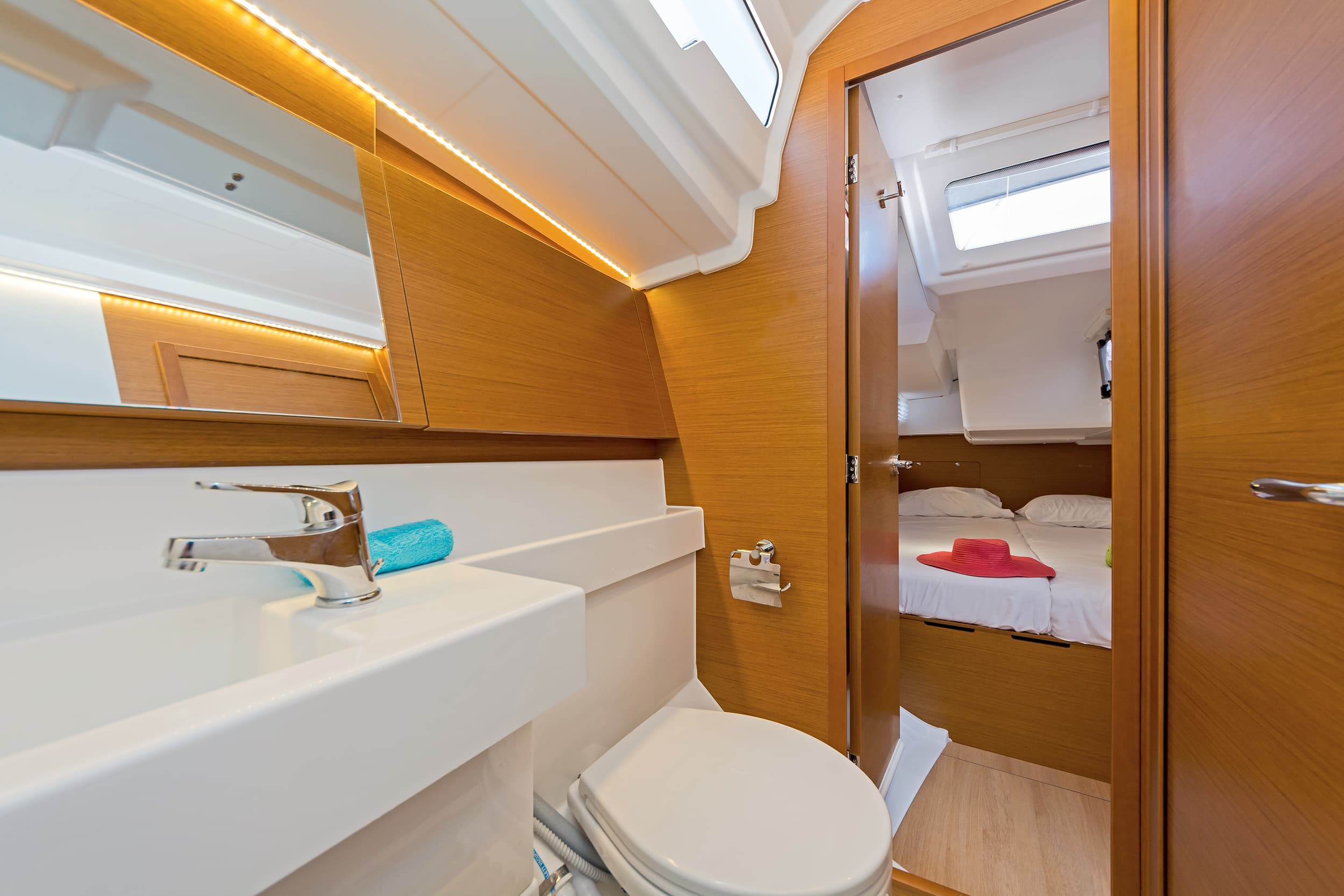 Jeanneau Sun Odyssey 490 Captain George – bilde 2 av 18