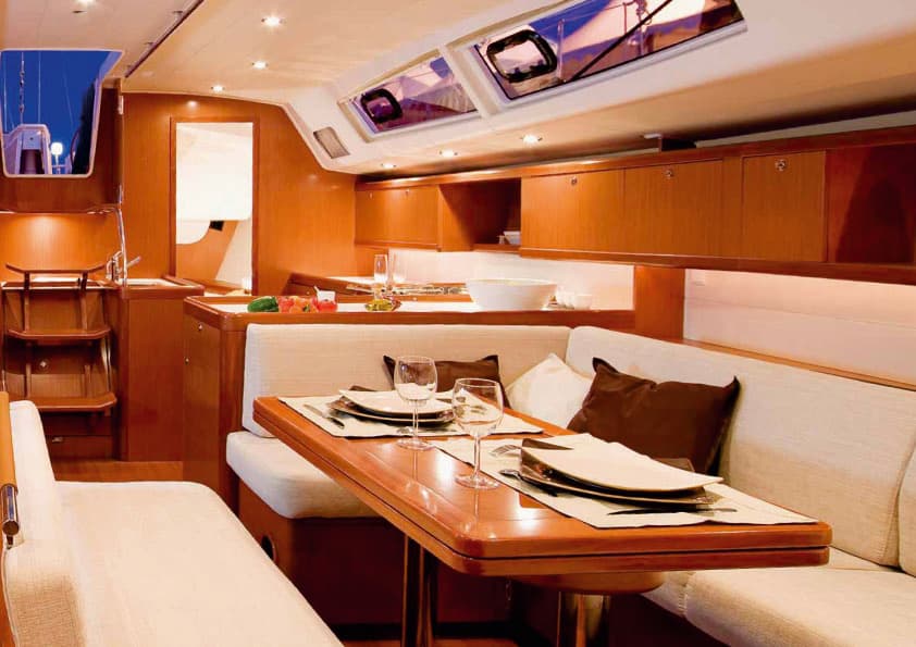 Beneteau Oceanis 54 Altais – bilde 4 av 8