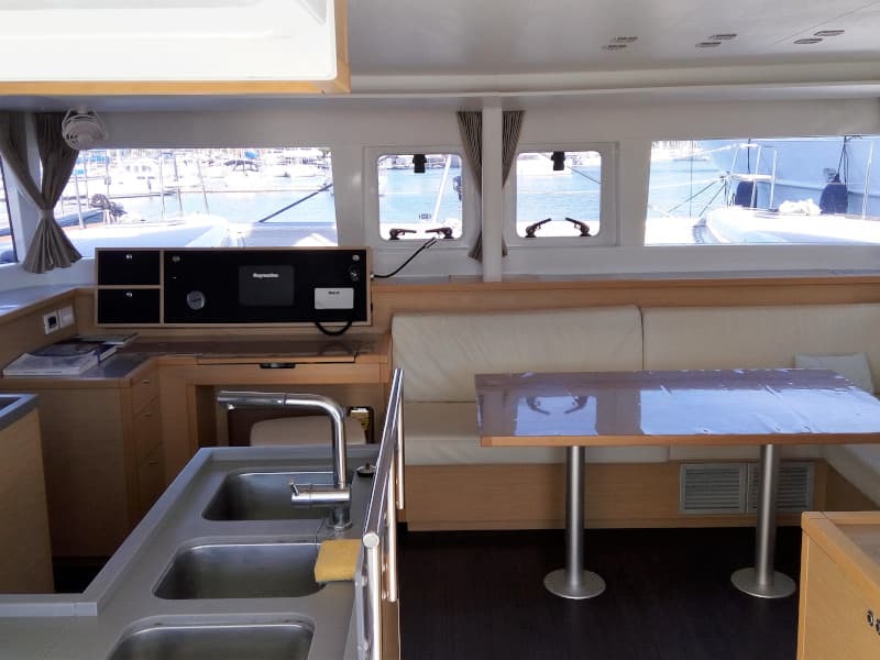 Lagoon 450 Fly Dioni – bilde 4 av 14