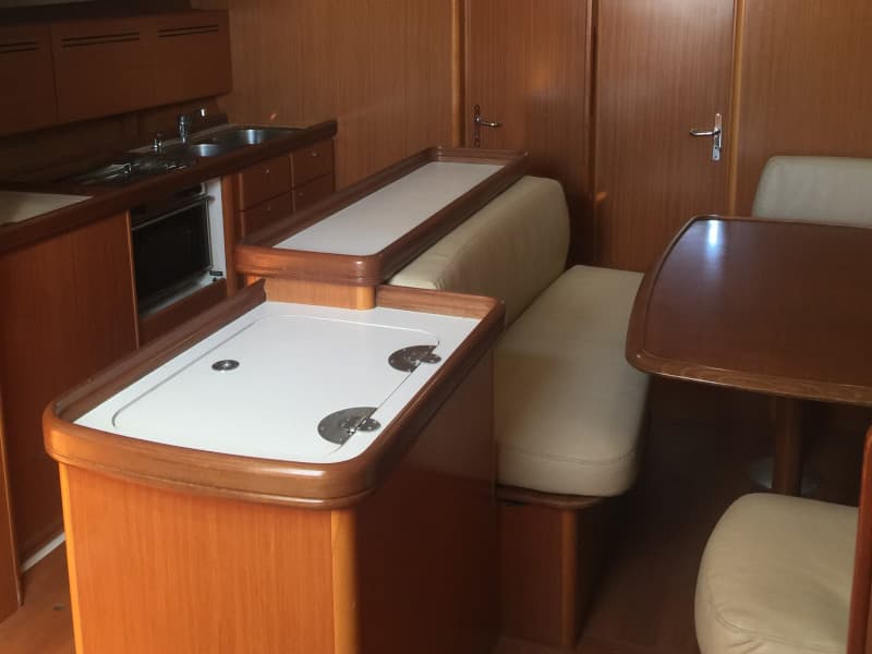 Beneteau Cyclades 50.5 Sea Walks – bilde 2 av 5