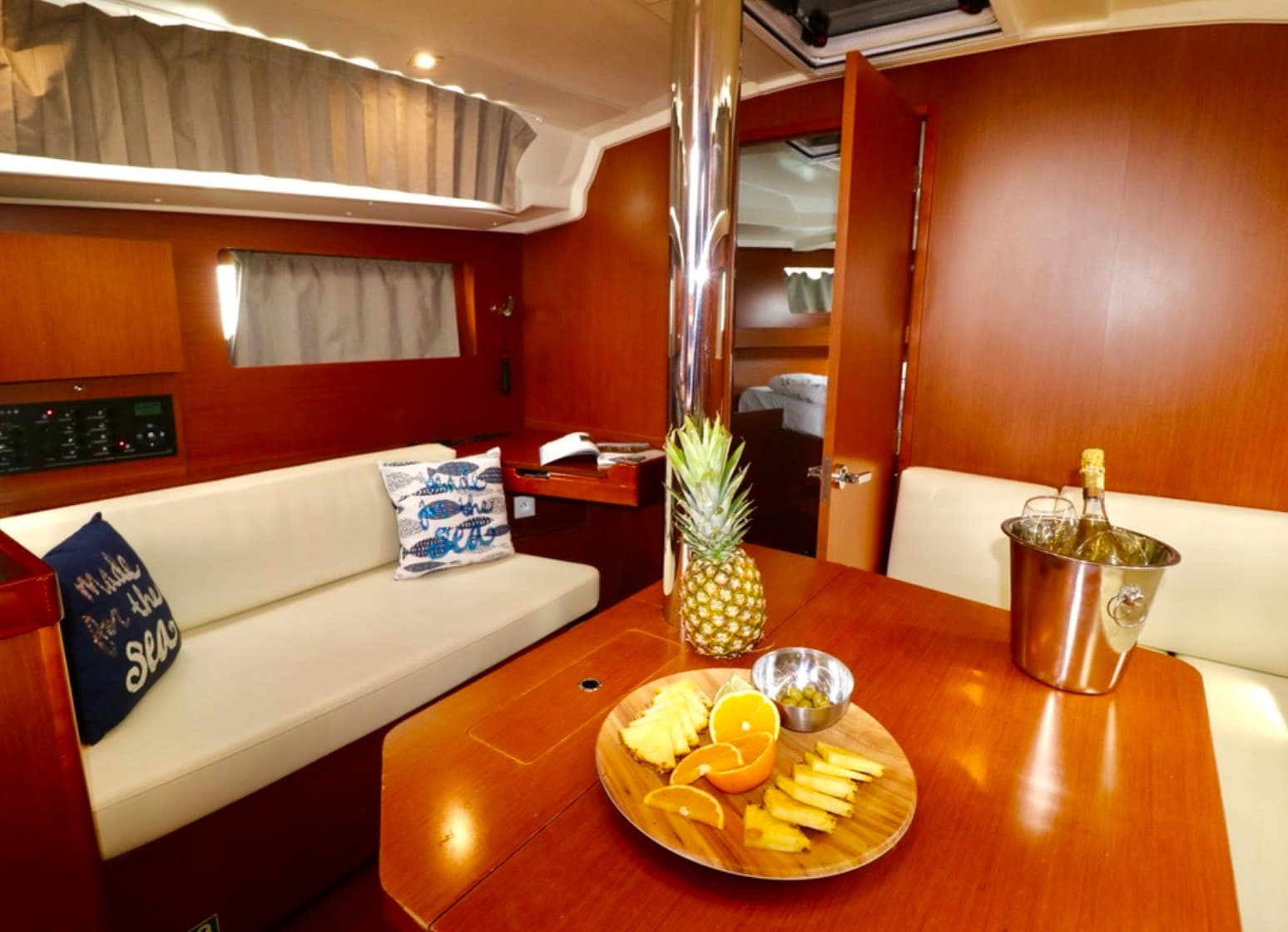 Beneteau Oceanis 41.1 MALA NEVINA – bilde 3 av 10
