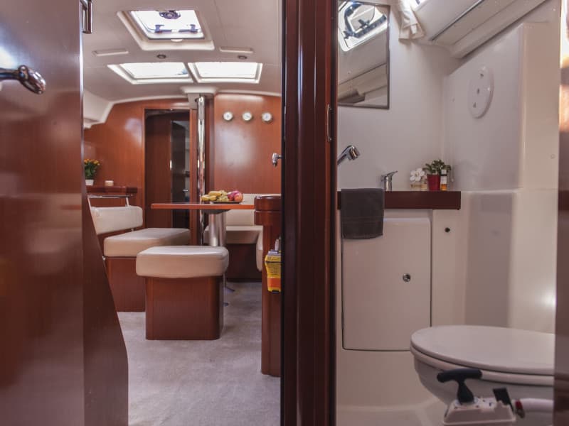 Beneteau Oceanis 43 OASIS - | Bowthruster | Solar P – bilde 4 av 26
