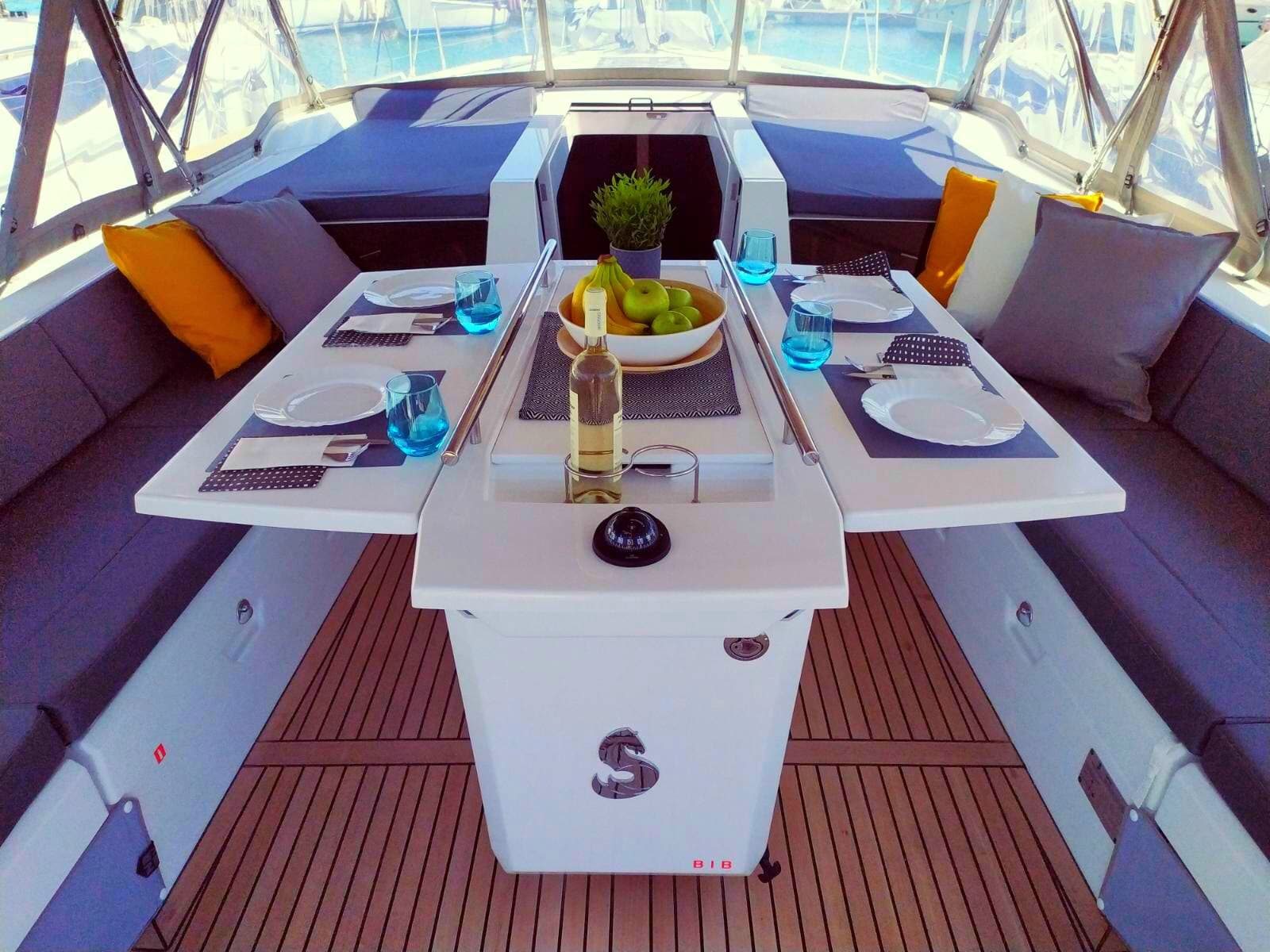 Beneteau Oceanis 51.1 Infinity – bilde 3 av 28