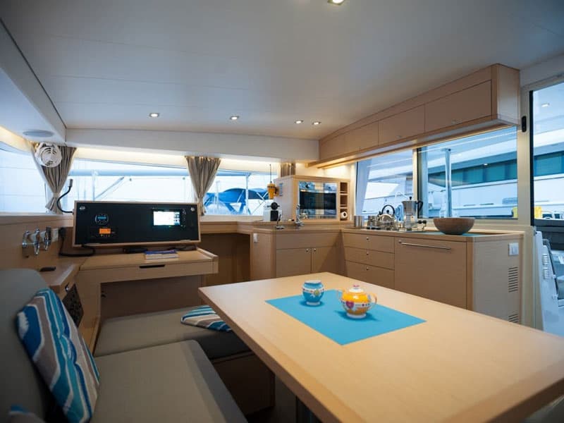 Lagoon 400 S2 Lady Dom – bilde 3 av 9