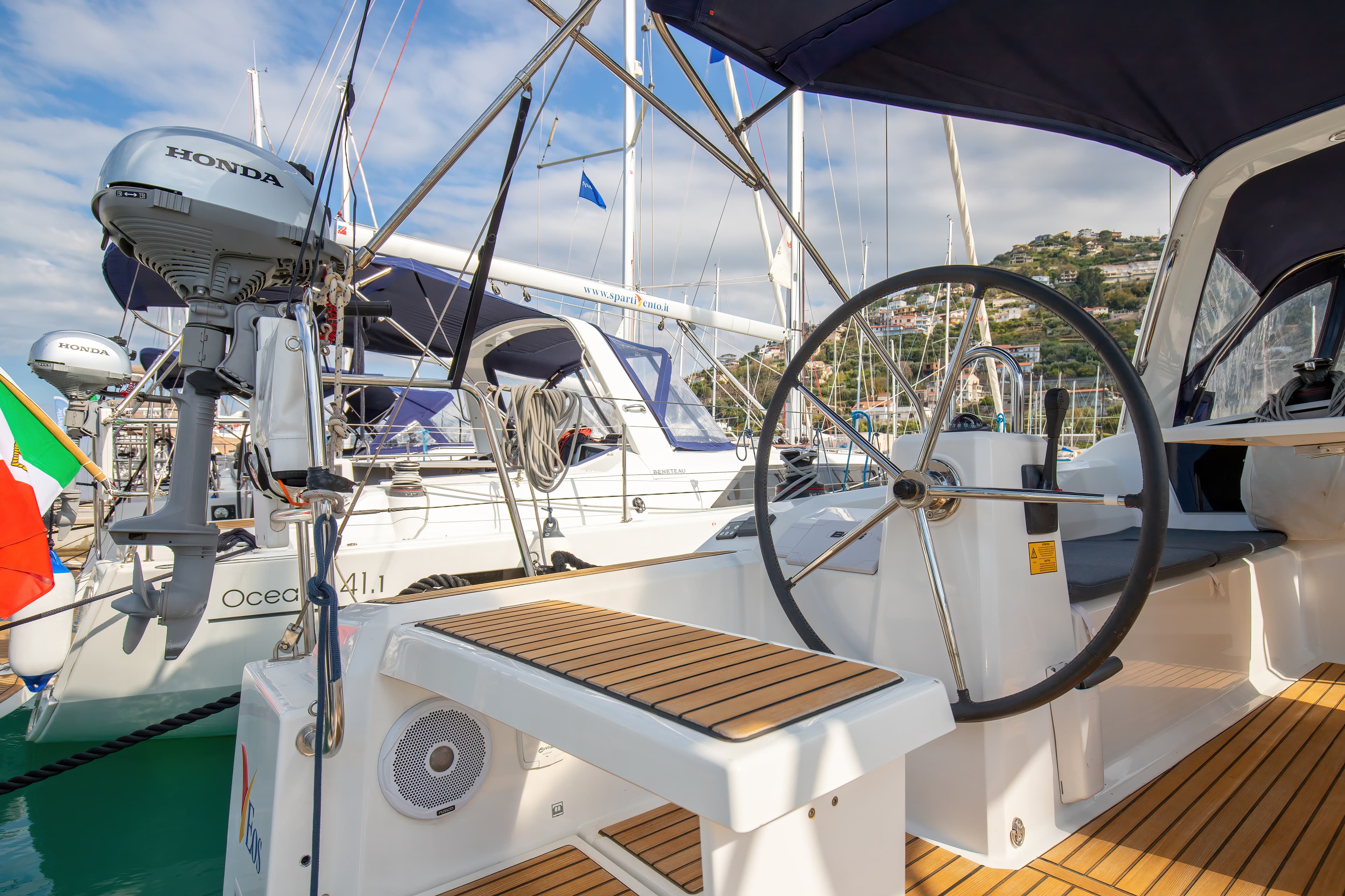 Beneteau Oceanis 38.1 Eos - Standard Line – bilde 4 av 28