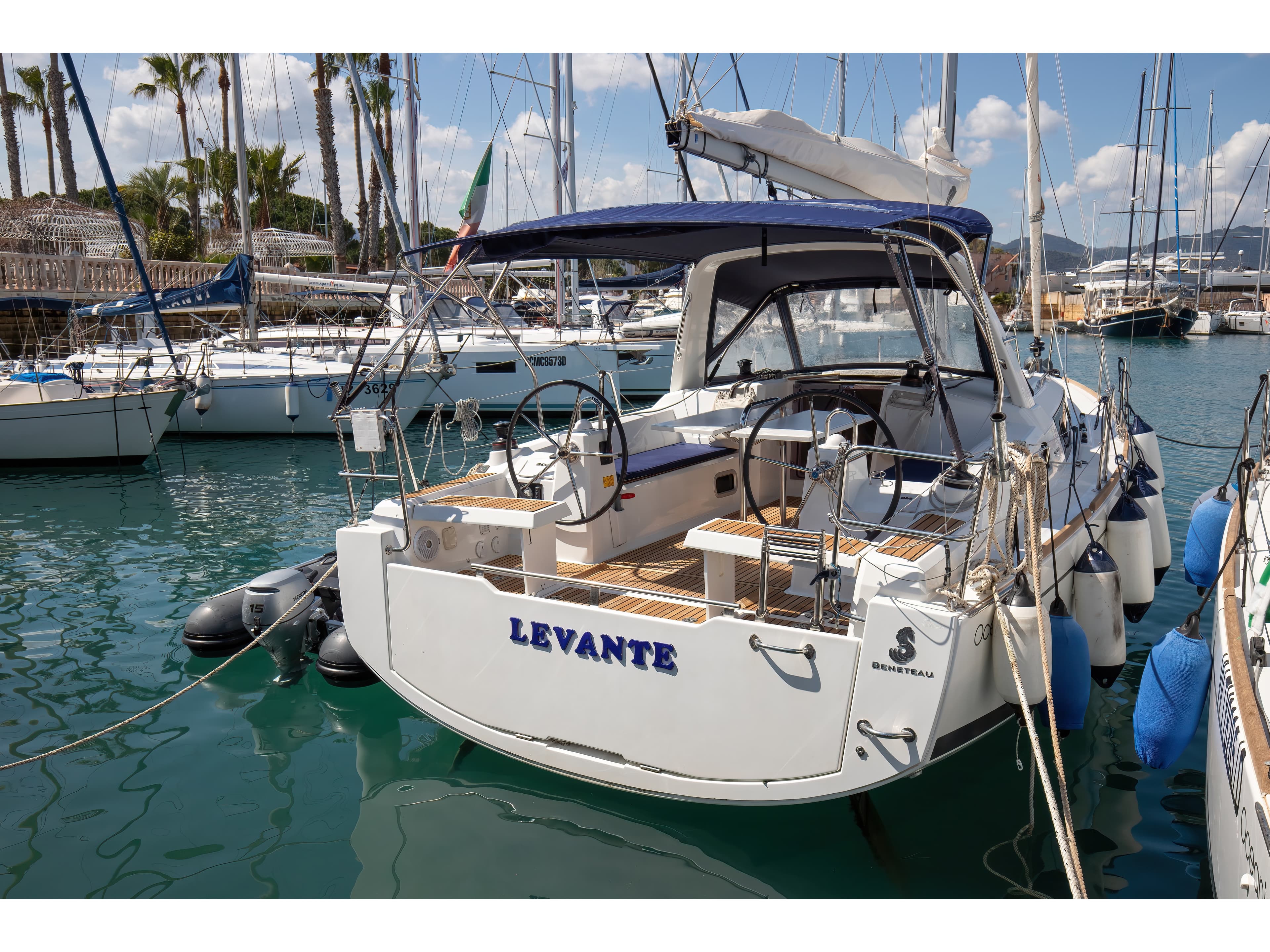 Beneteau Oceanis 35.1 Levante - Standard line