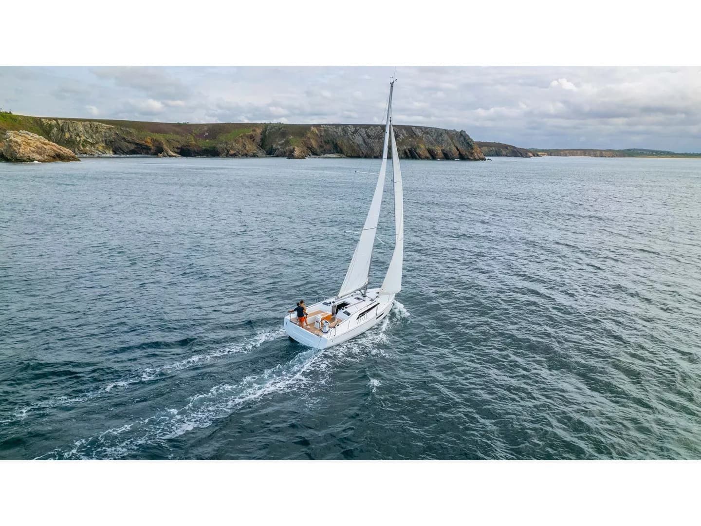 Beneteau Oceanis 37.1 Aurora - Comfort line
