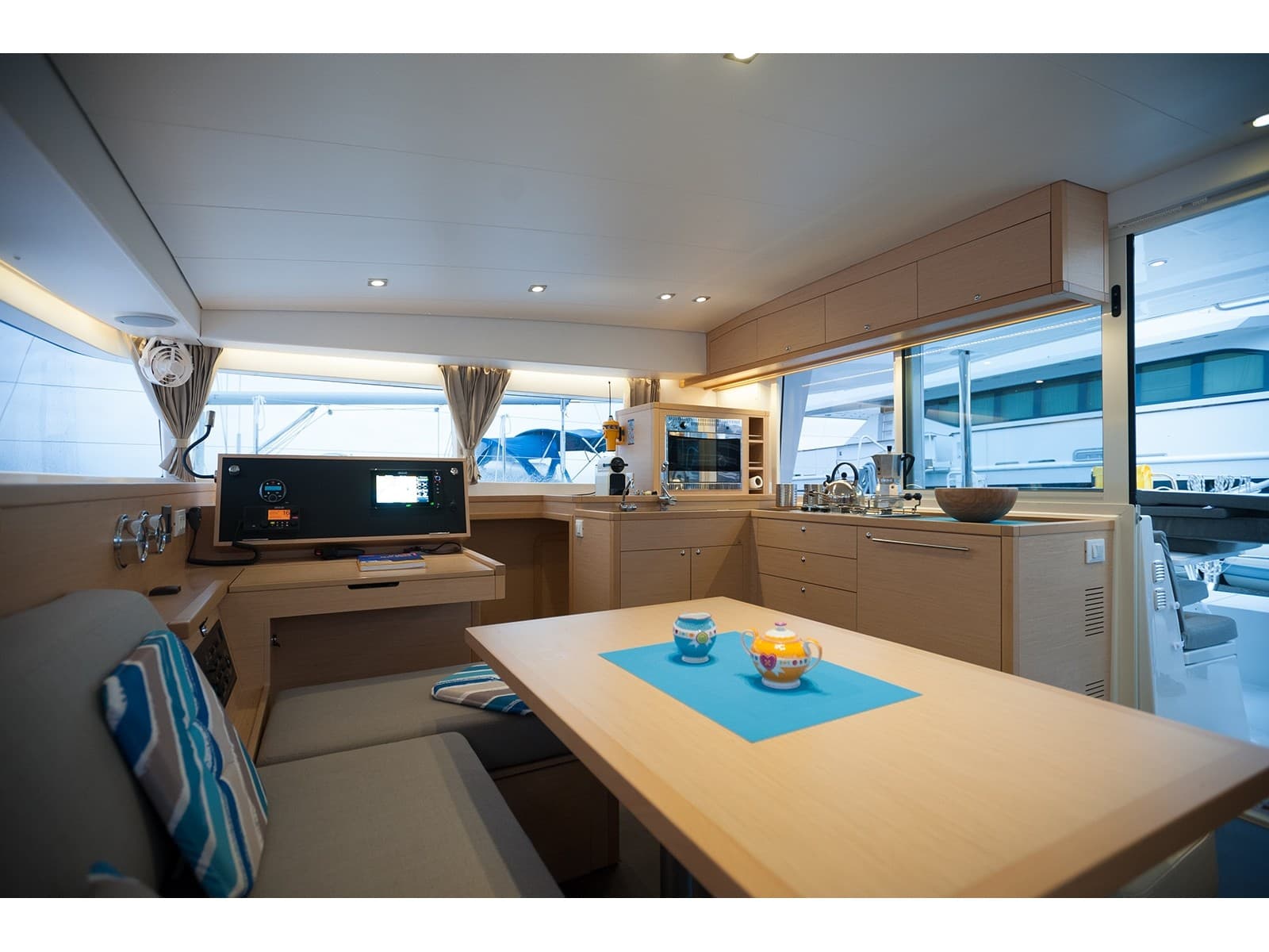 Lagoon 400 S2 Lady Dom – bilde 4 av 9