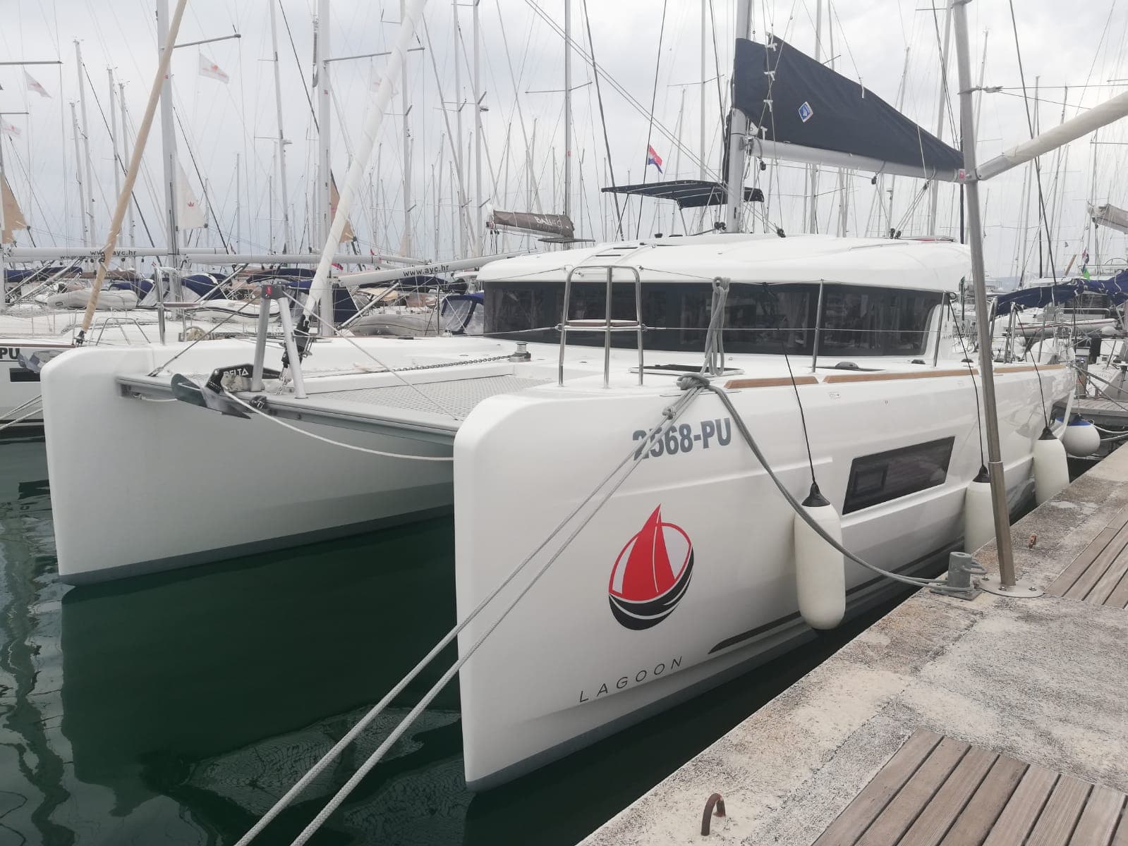 Lagoon 40 Adriana – bilde 2 av 23