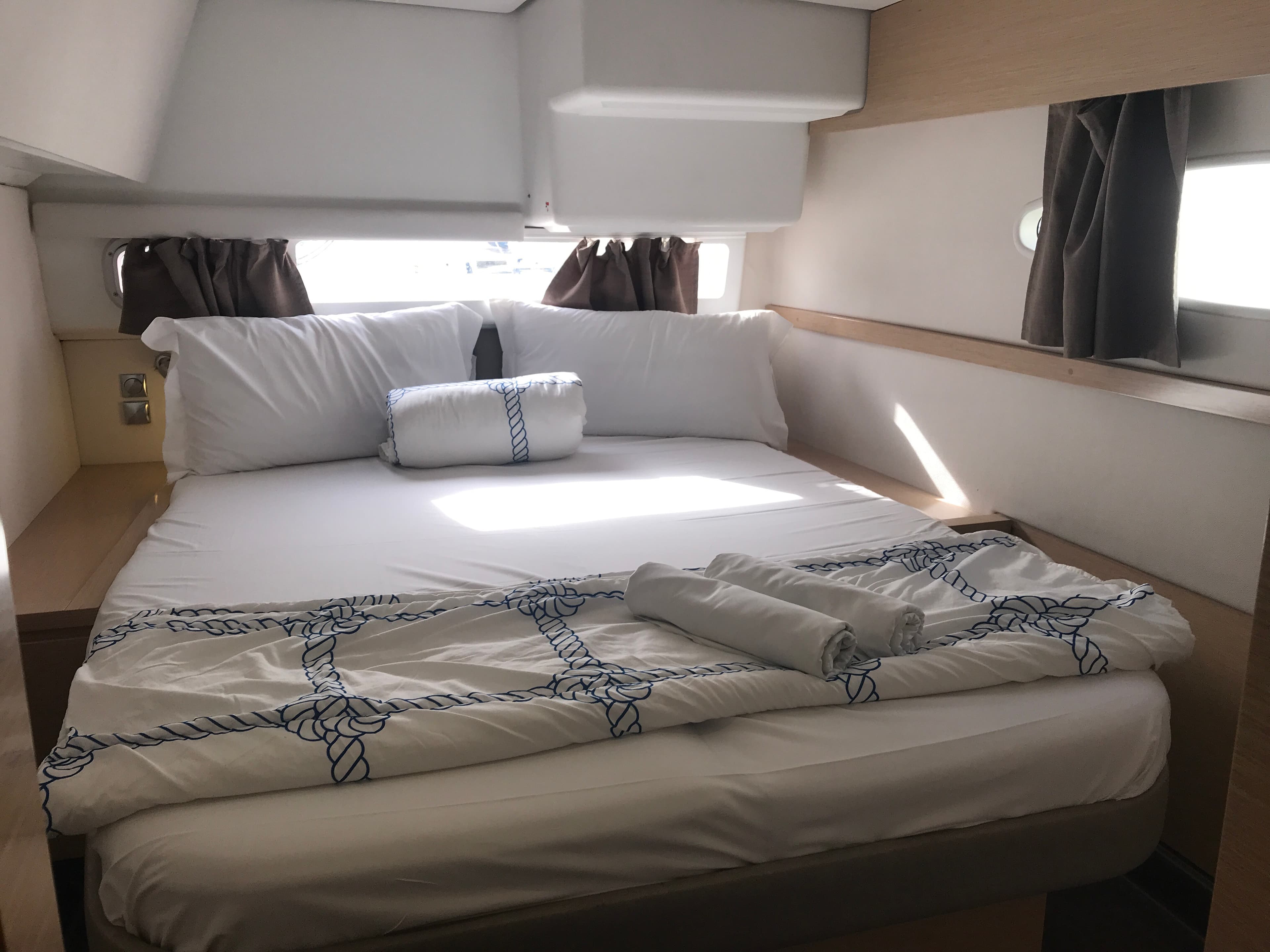 Fountaine Pajot Helia 44 Pixie Dixie – bilde 3 av 20