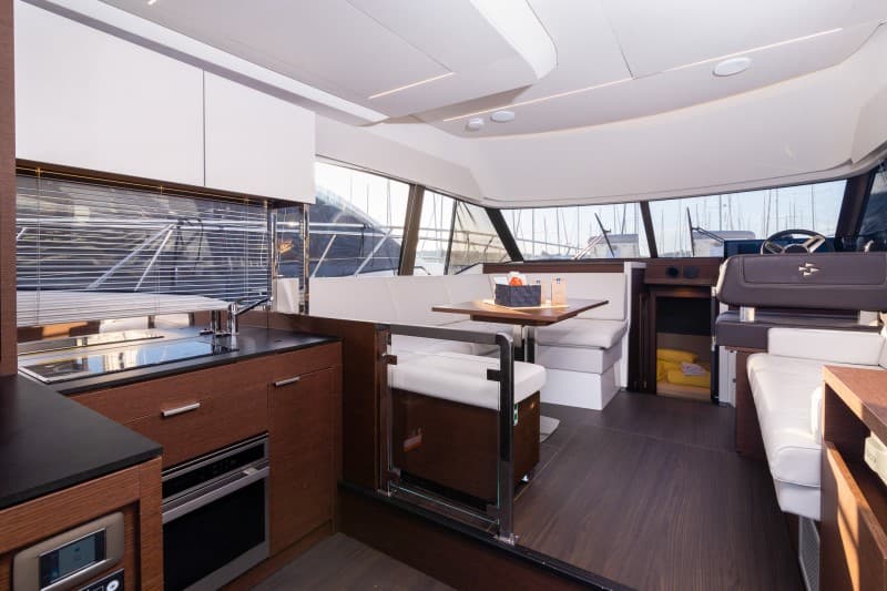 Prestige 420 Fly Brigadoon – bilde 3 av 42