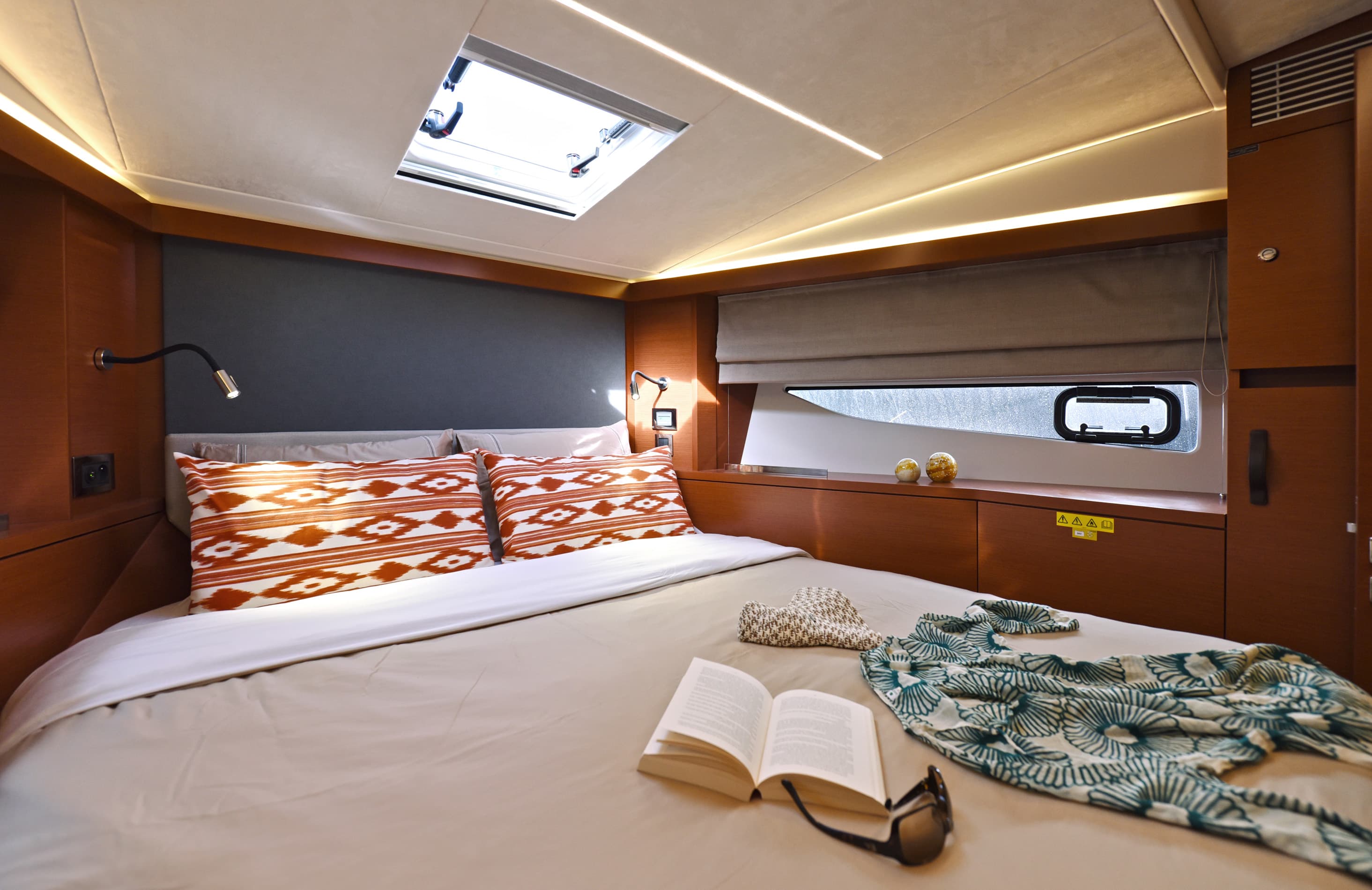 Prestige 42 Fly My Love II – bilde 3 av 16