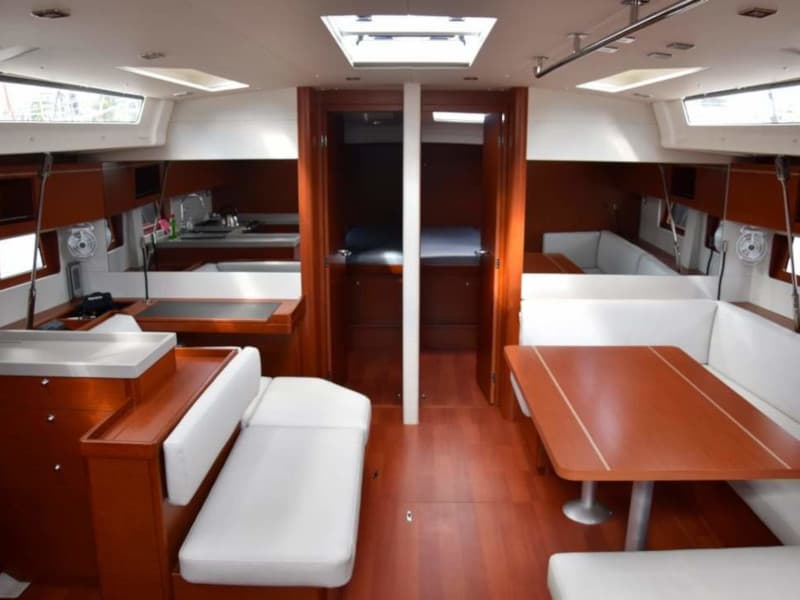 Beneteau Oceanis 51.1 ANTONIOS – bilde 2 av 13