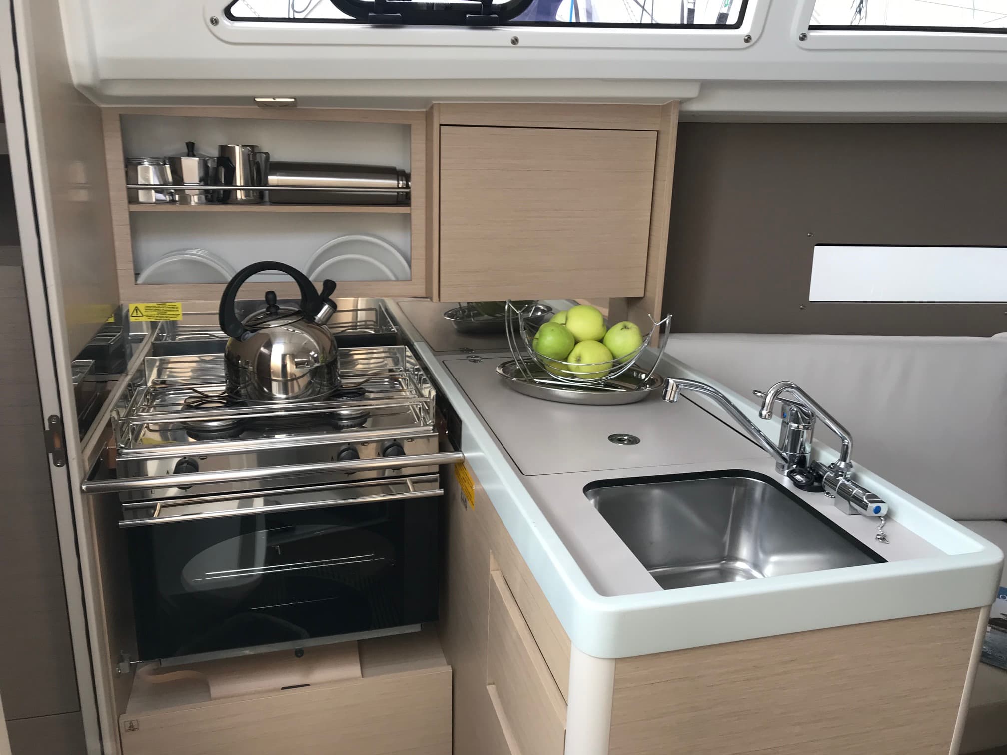 Beneteau Oceanis 30.1 Mimosa – bilde 4 av 14