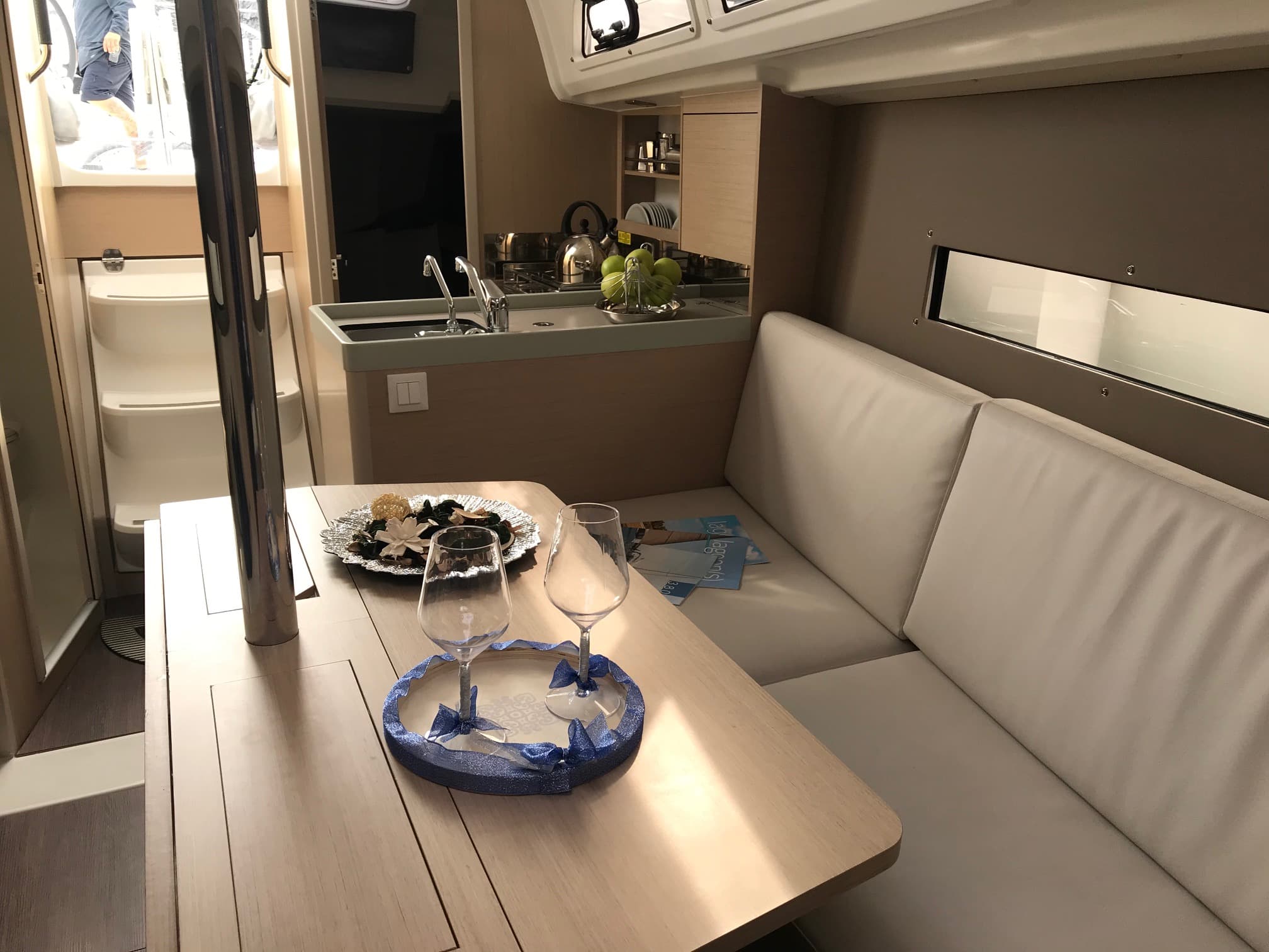 Beneteau Oceanis 30.1 Mimosa – bilde 2 av 14