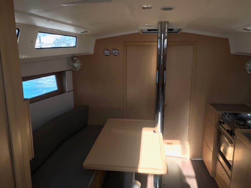 Beneteau Oceanis 38.1 Zosma – bilde 3 av 14