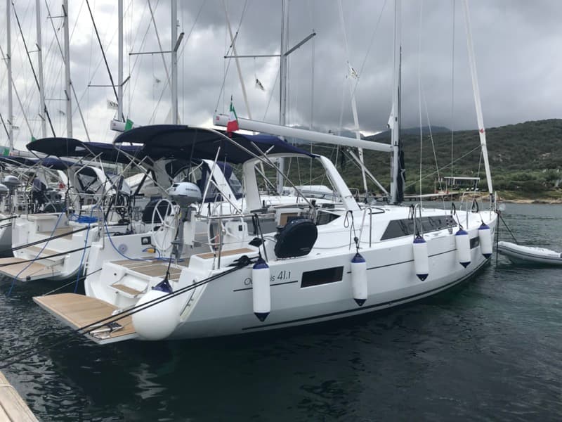 Beneteau Oceanis 41.1 Agena
