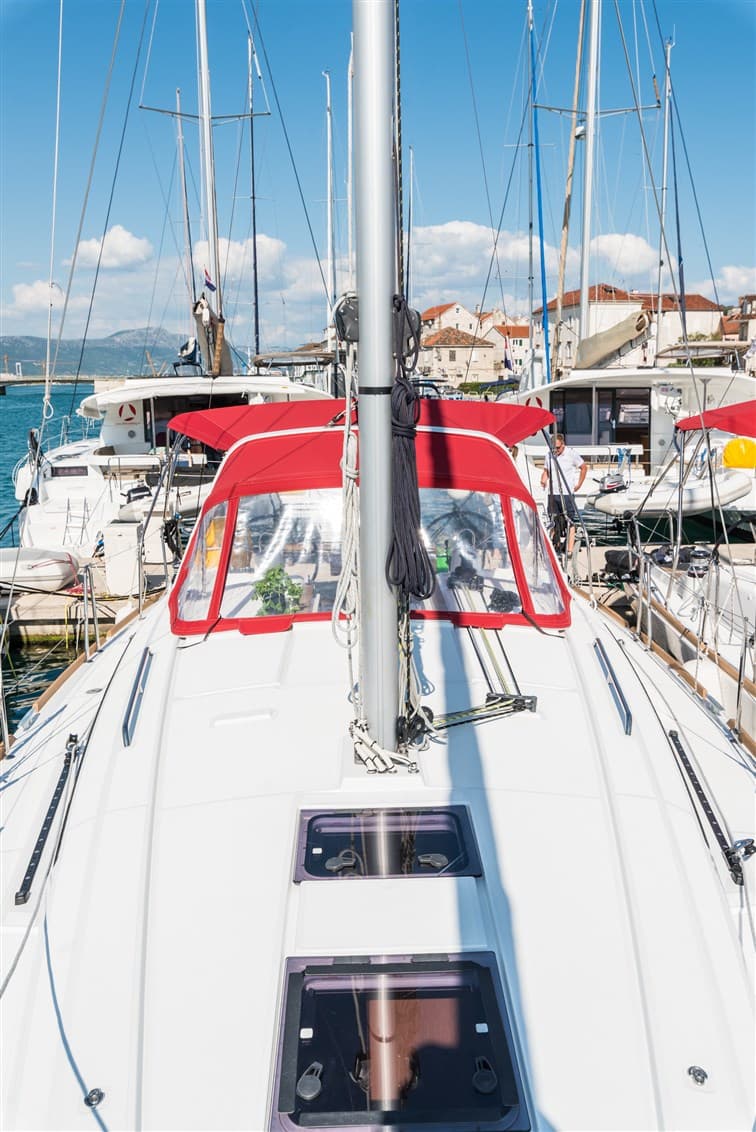 Beneteau Oceanis 38 RUSALKA – bilde 5 av 17