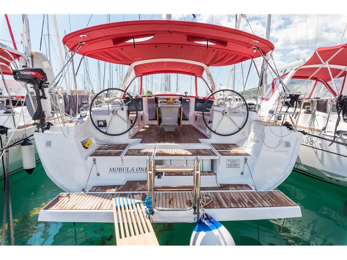 Beneteau Oceanis 45 MOBULA ONE