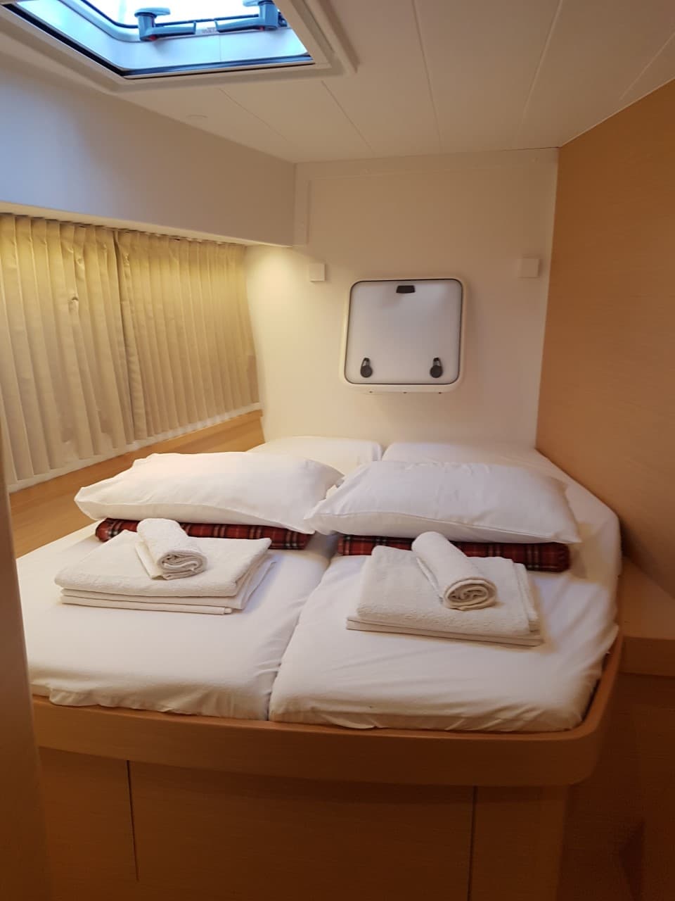 Lagoon 42 Agia Irini – bilde 2 av 12