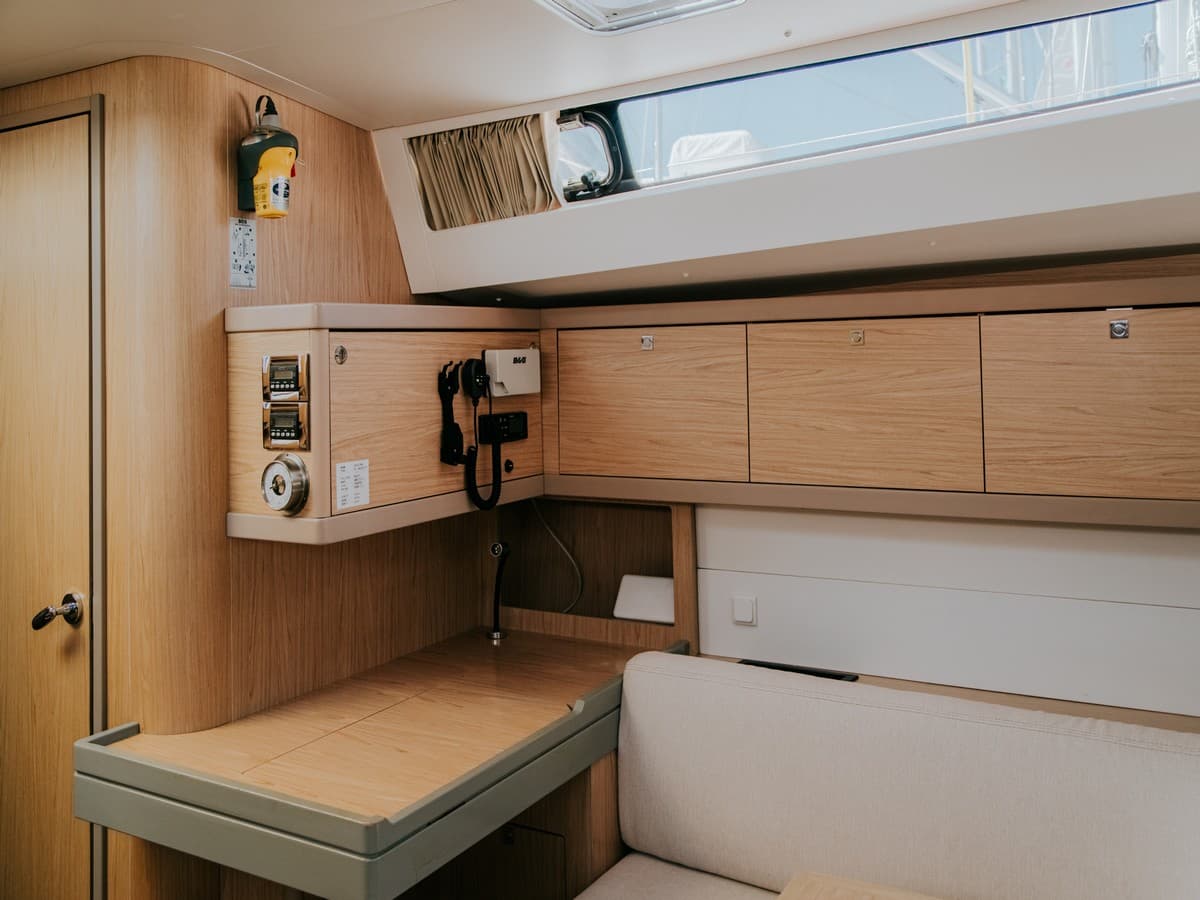 Beneteau Oceanis 48 GOLD ONE – bilde 4 av 17