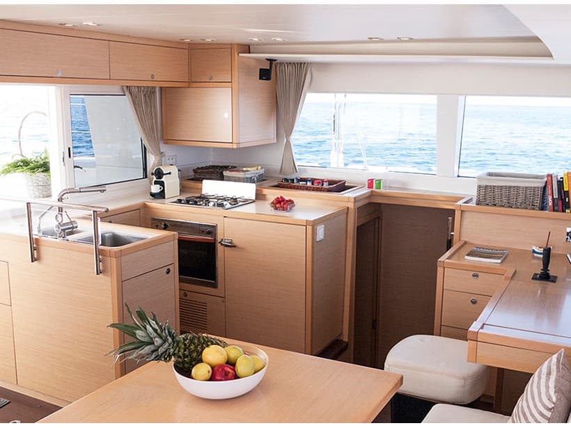 Lagoon 450 – bilde 2 av 14