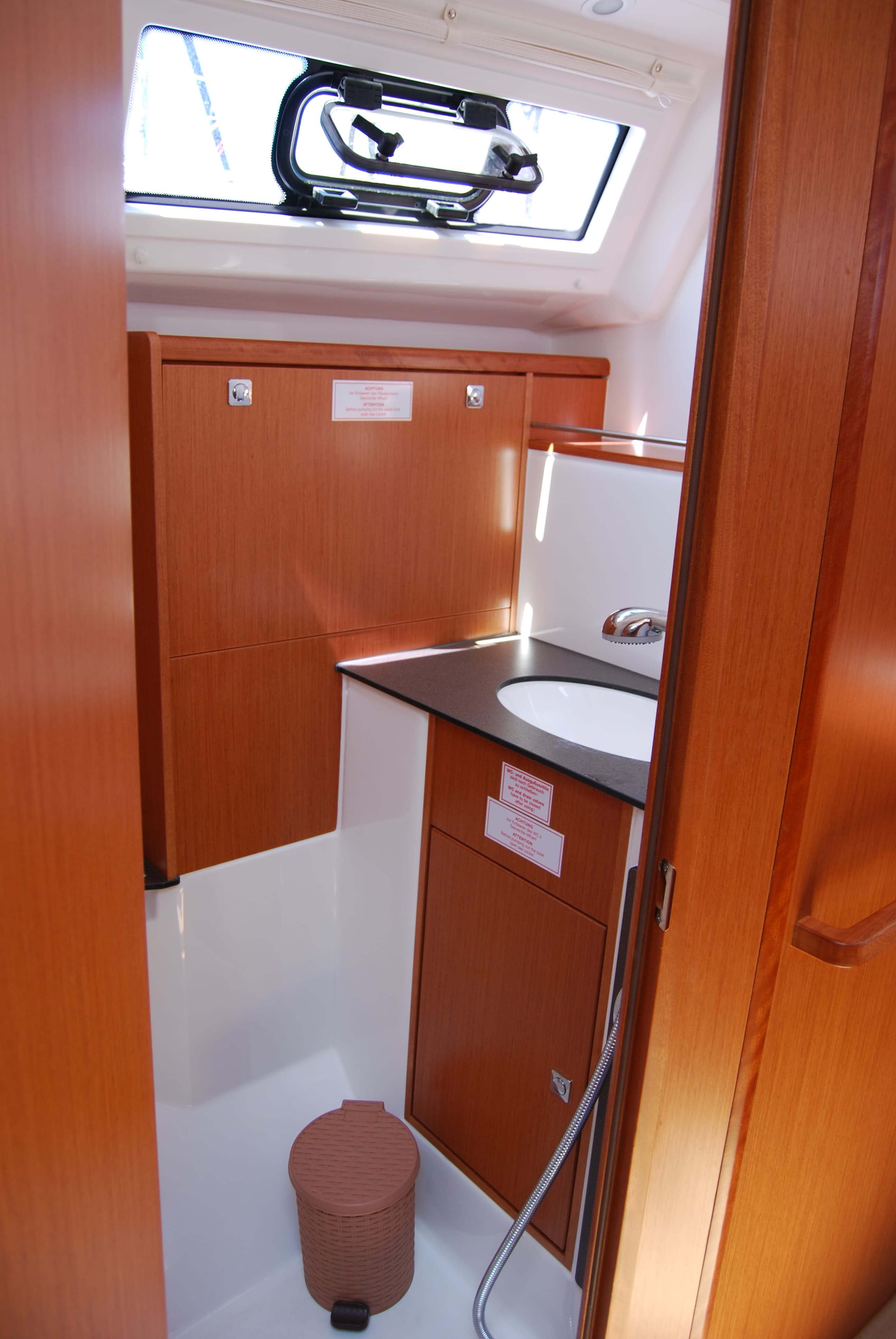 Bavaria Cruiser 37 – bilde 2 av 7