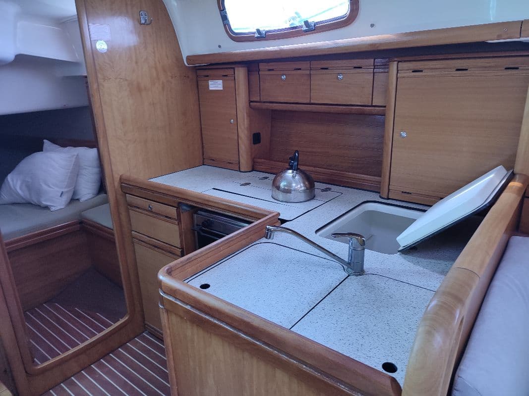Bavaria 37 Cruiser Big Blue Horizon – bilde 3 av 9