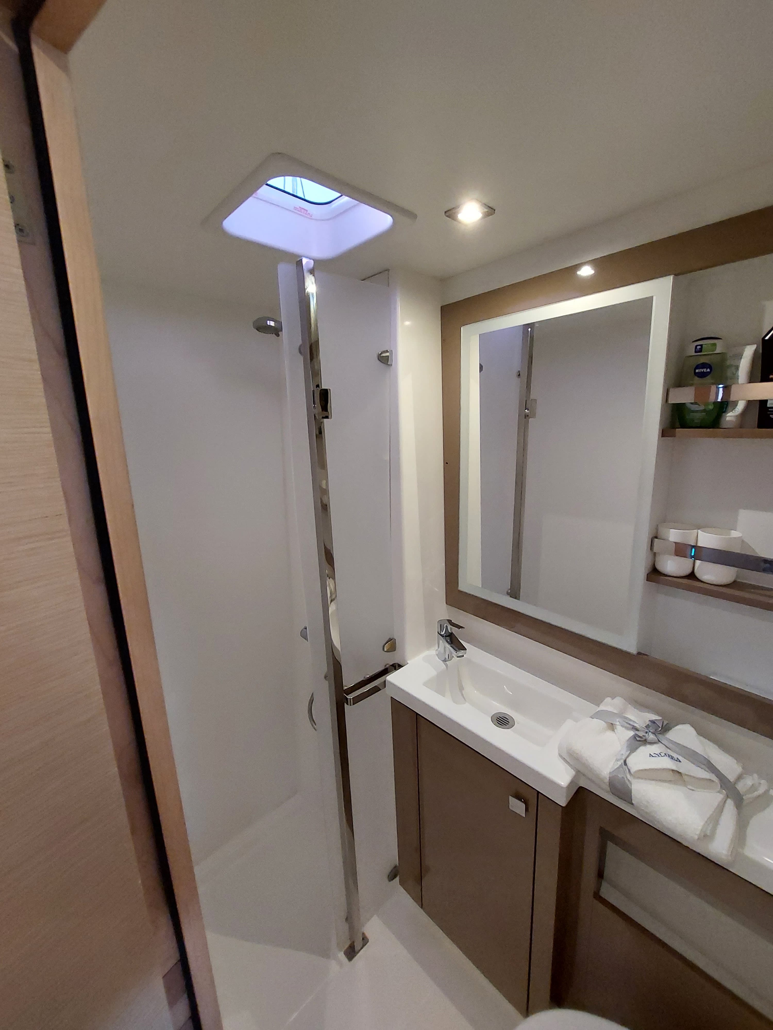 Fountaine Pajot Saona 47 Ancora Reha – bilde 4 av 43