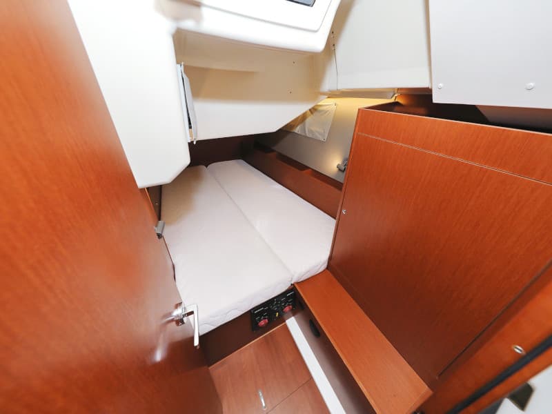 Beneteau Oceanis 41.1 SEVEN – bilde 2 av 107