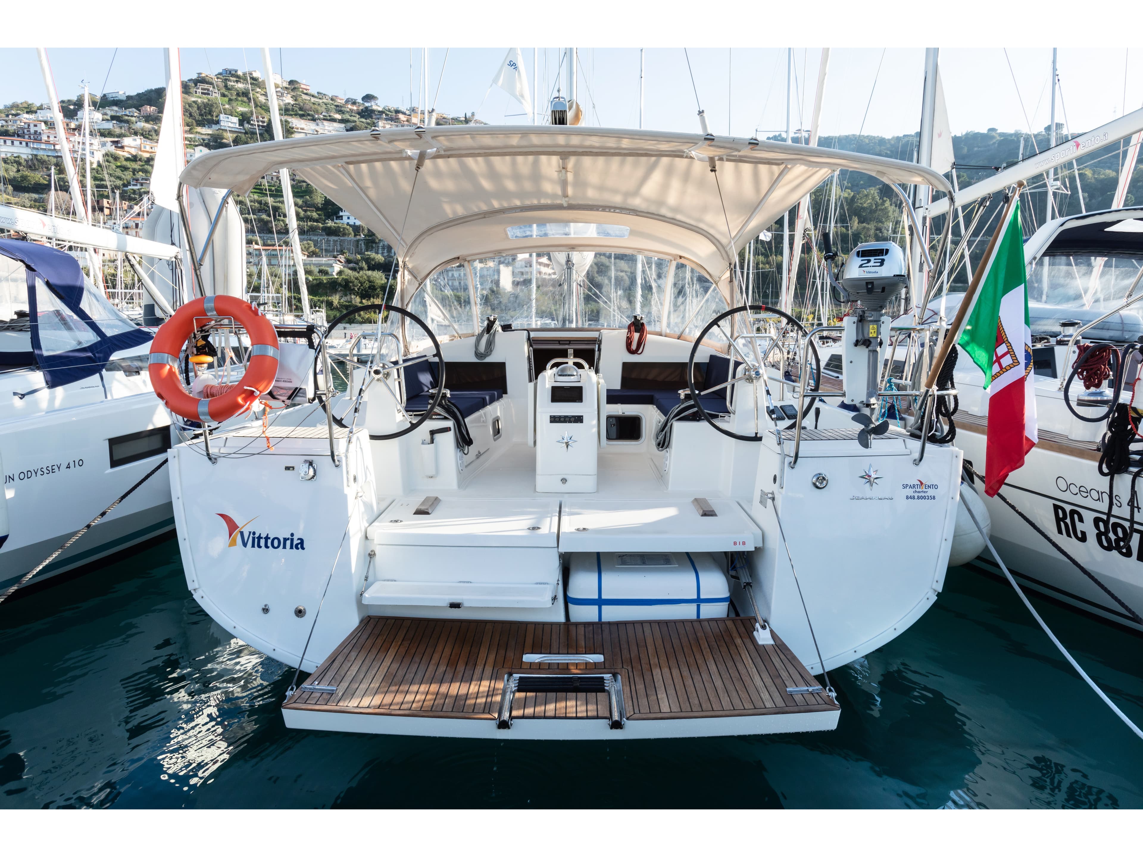 Jeanneau Sun Odyssey 440 Vittoria - Standard line