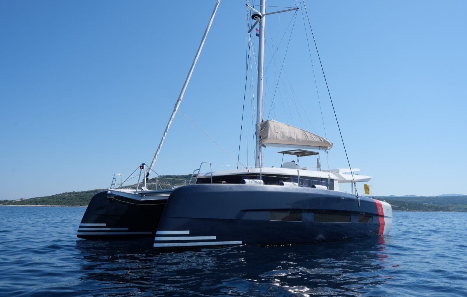 Dufour Catamaran 48 YAM – bilde 2 av 26