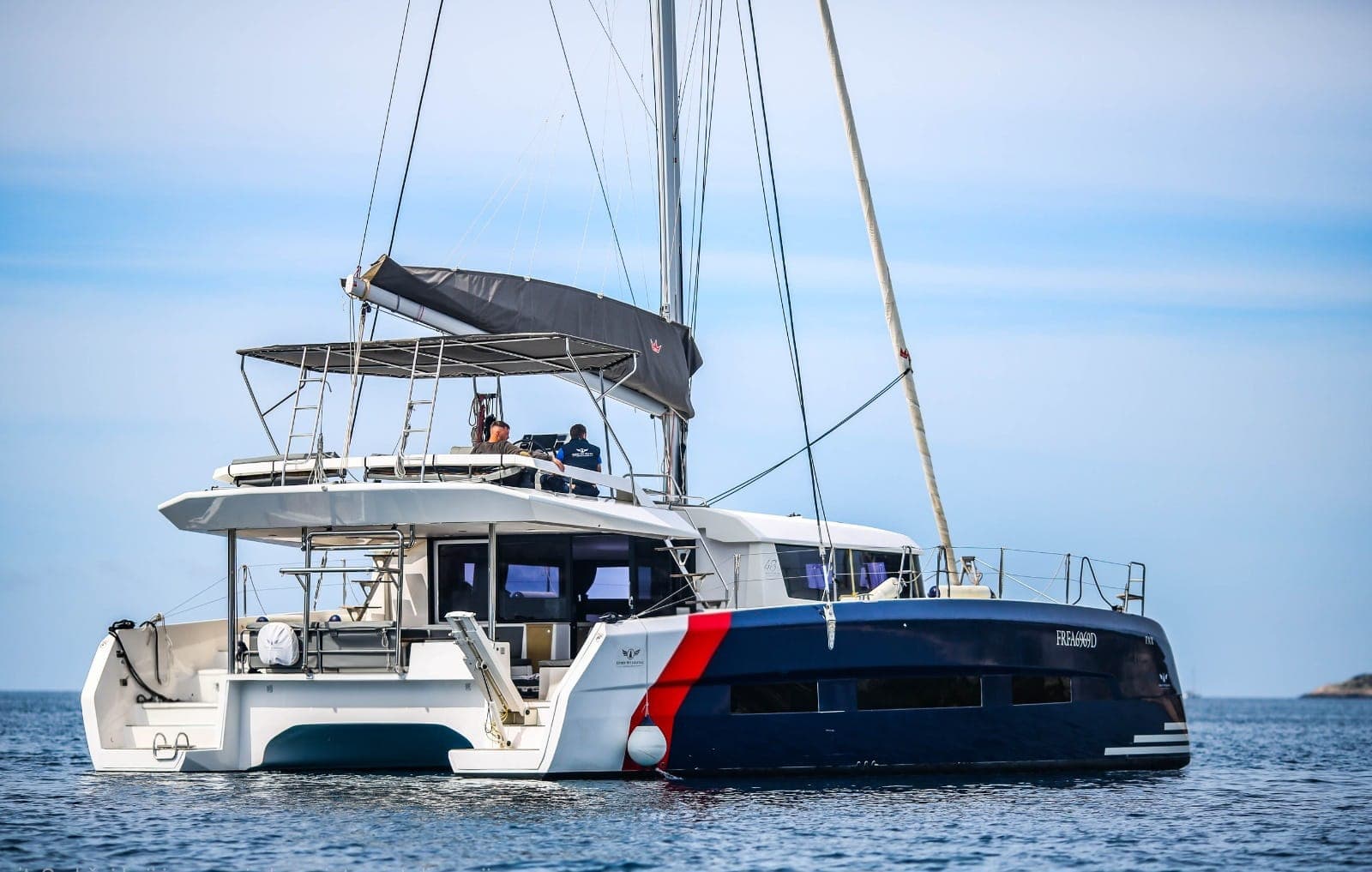 Dufour Catamaran 48 ROY – bilde 4 av 24