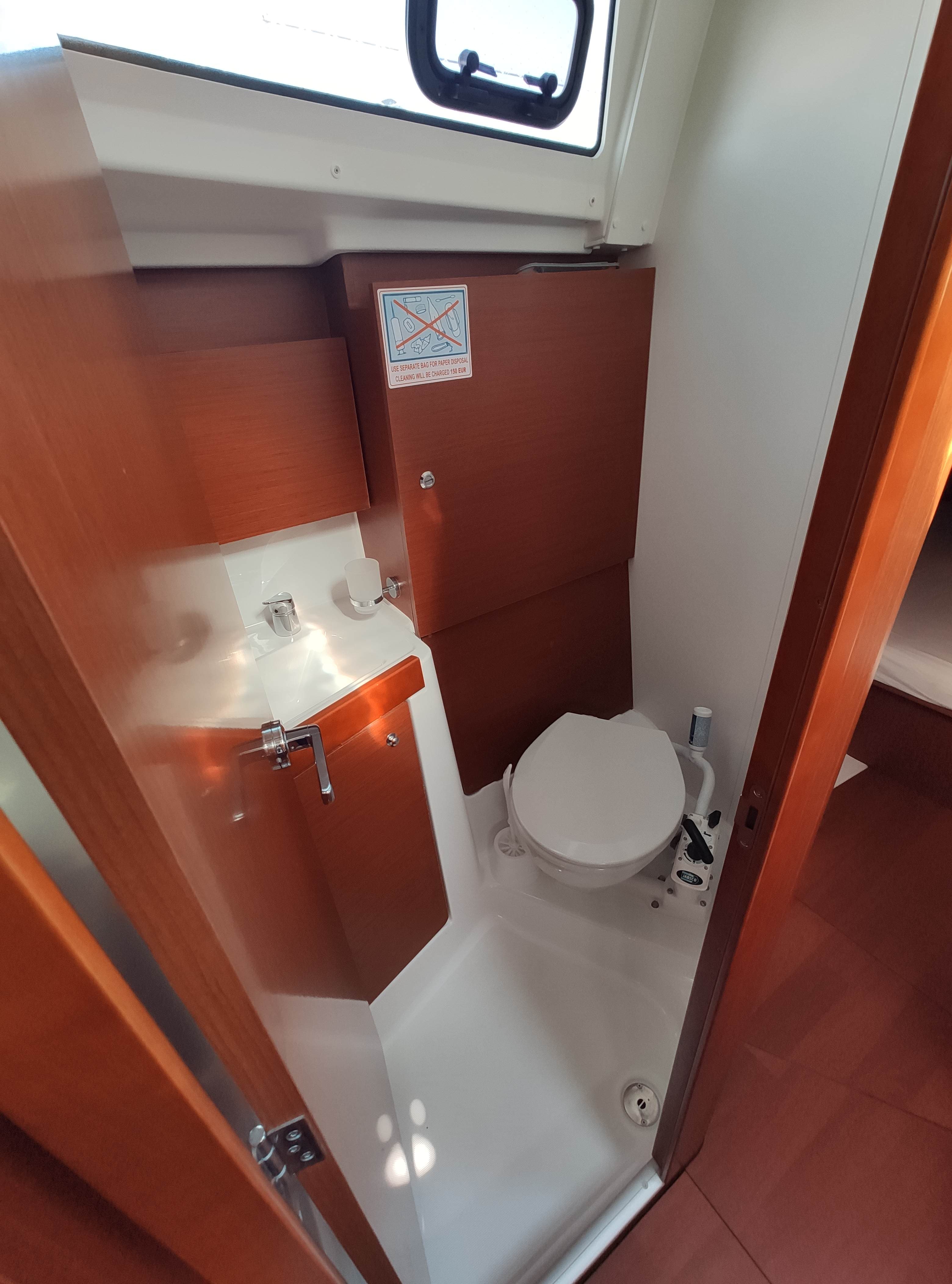 Beneteau Oceanis 38.1 Citrea – bilde 4 av 21