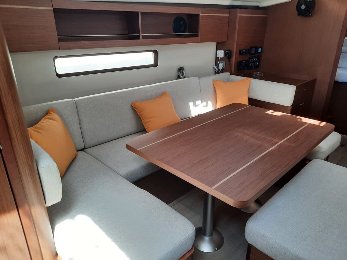 Beneteau Oceanis 40.1 ALBIUS – bilde 3 av 14