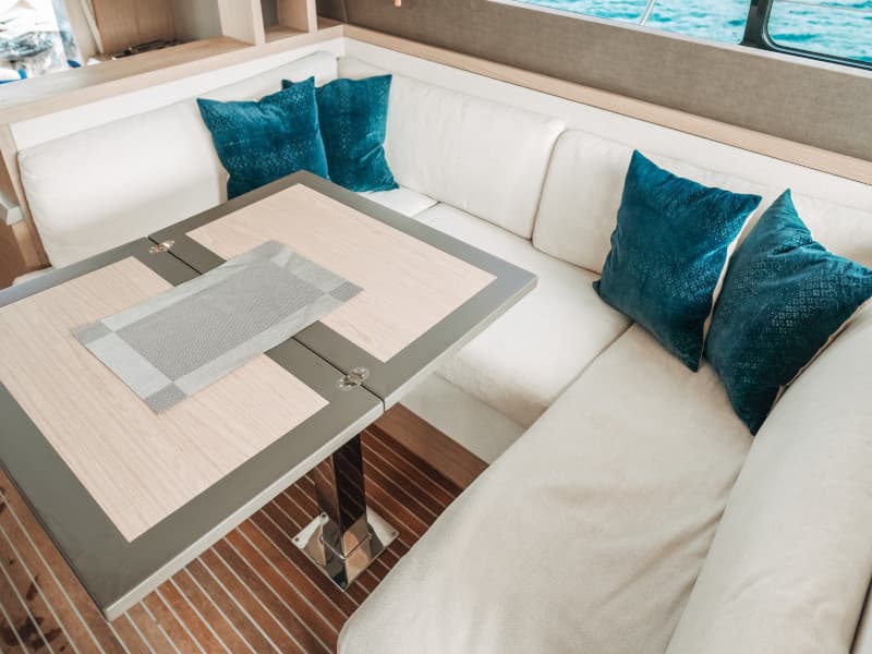 Beneteau Monte Carlo 5 Blizzard – bilde 2 av 81