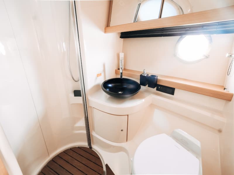 Azimut 43 Fly Lou Ann – bilde 5 av 37