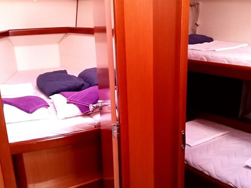 Beneteau Oceanis 46 Myron – bilde 4 av 7