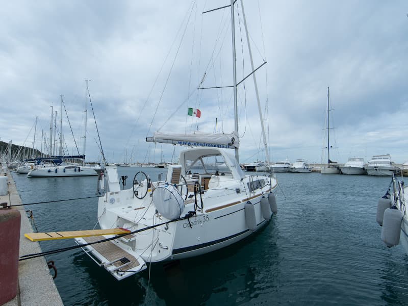 Beneteau Oceanis 35.1 Stephanie