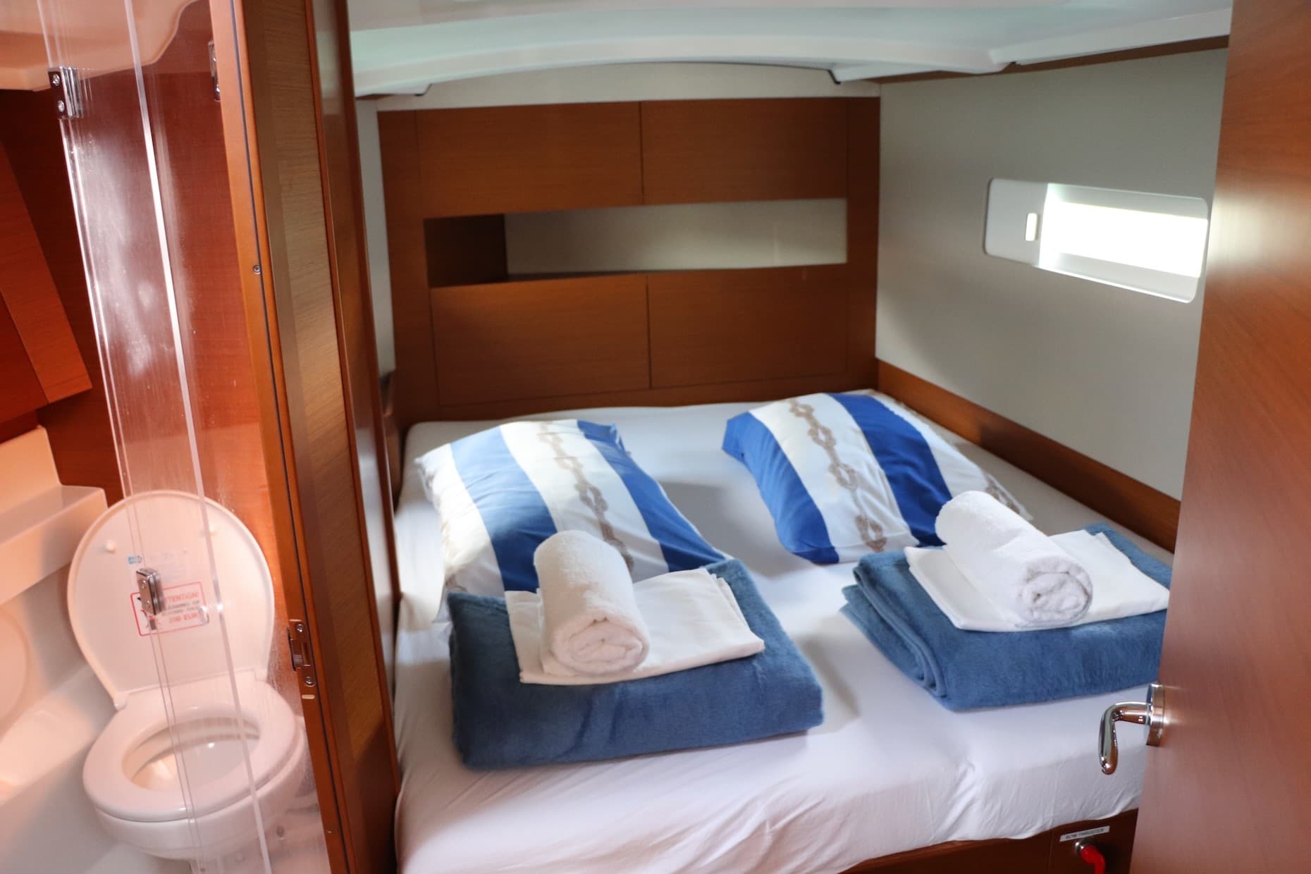 Jeanneau Sun Odyssey 410 Shaken Not Stirred – bilde 5 av 10