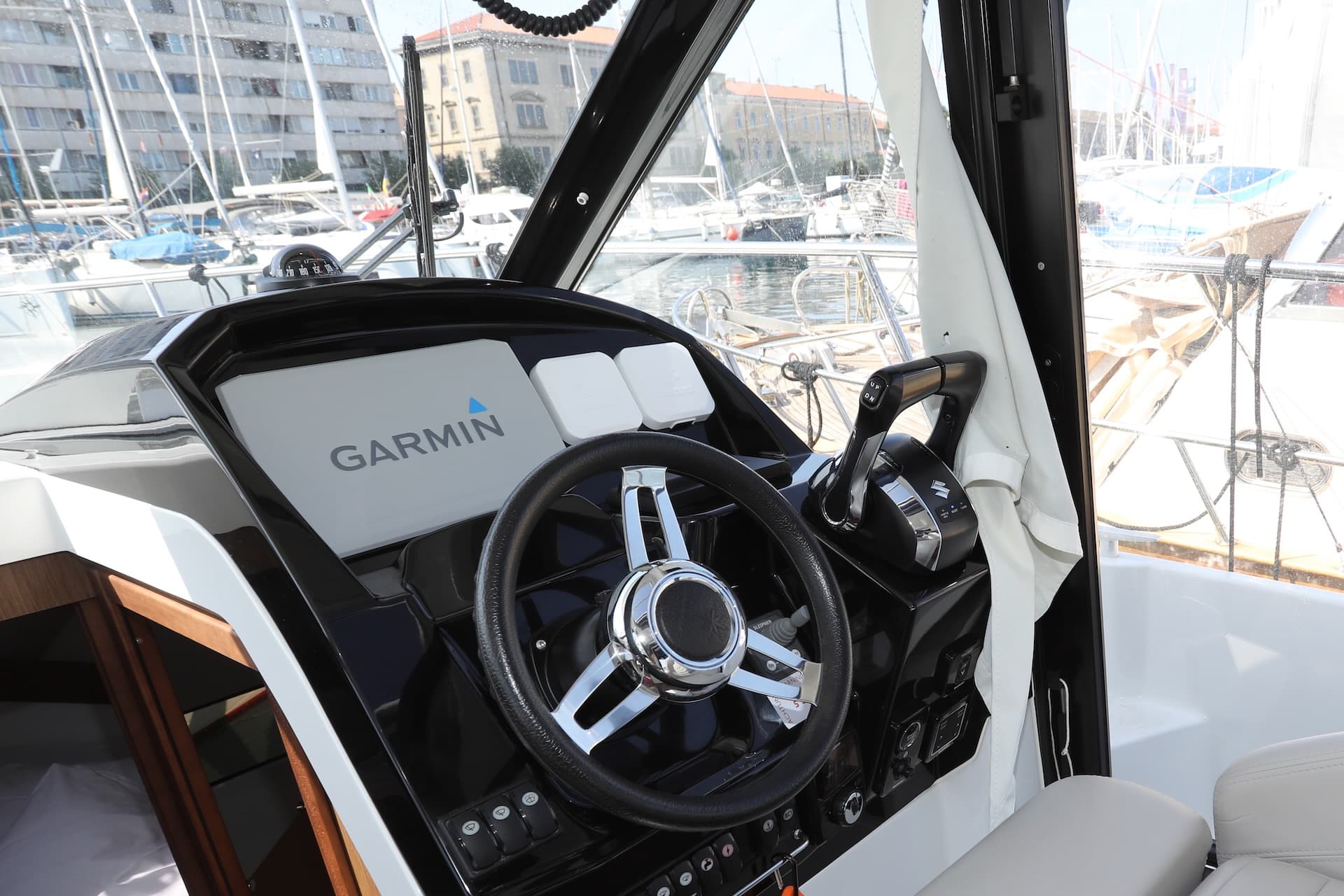 Jeanneau Merry Fisher 895 Wind – bilde 4 av 14