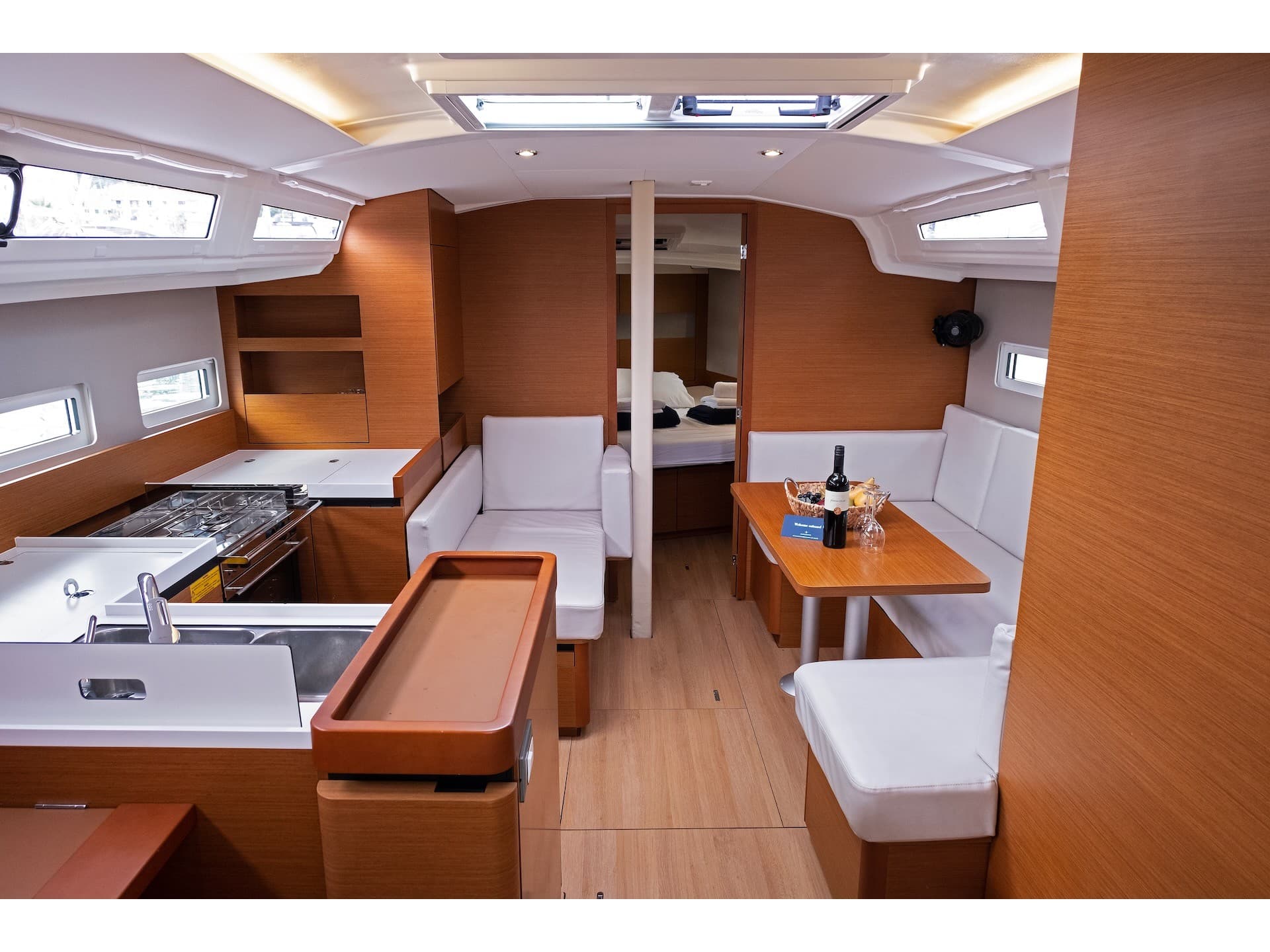 Jeanneau Sun Odyssey 410 Sky Kiss – bilde 4 av 15