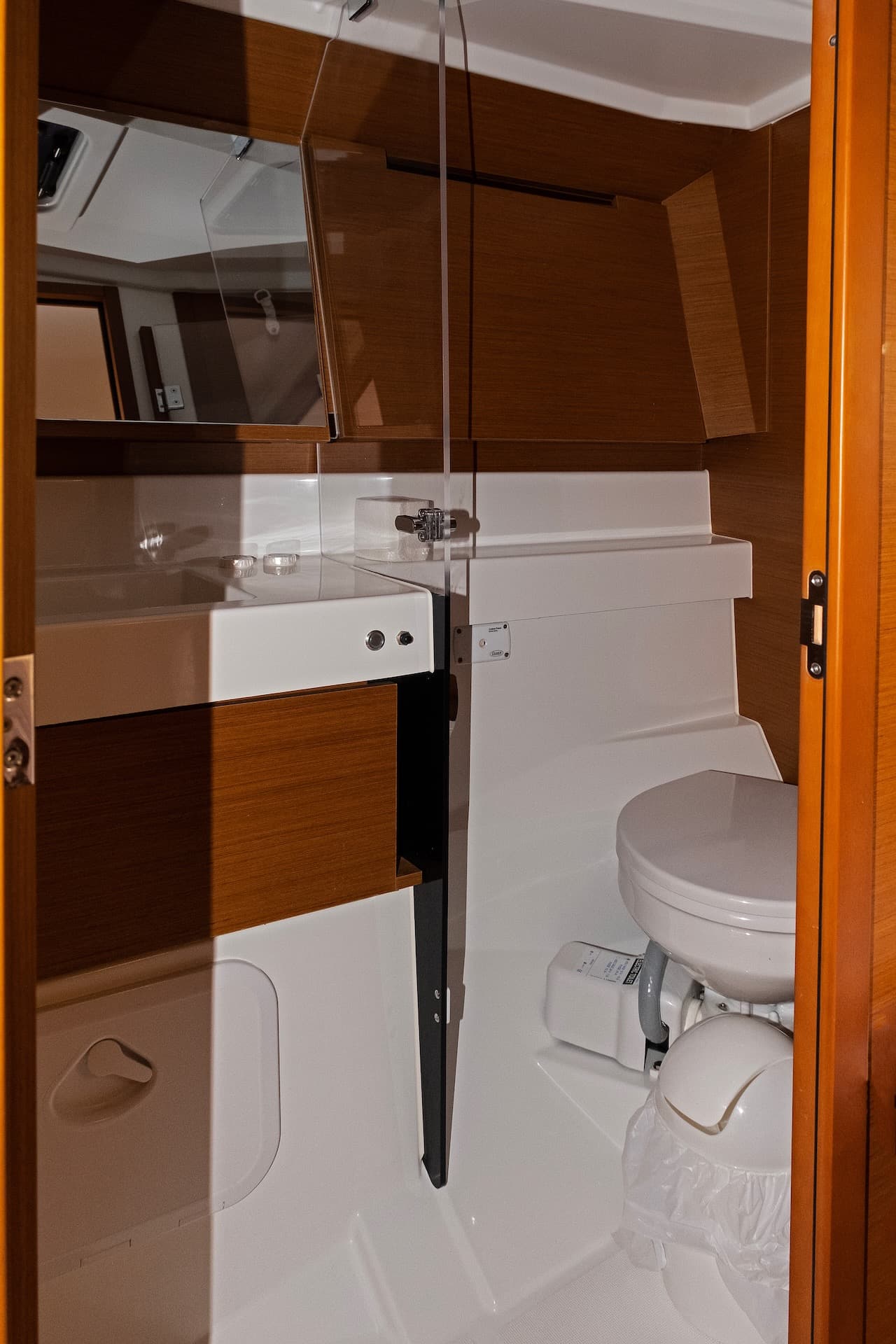 Jeanneau Sun Odyssey 410 Sky Kiss – bilde 2 av 15