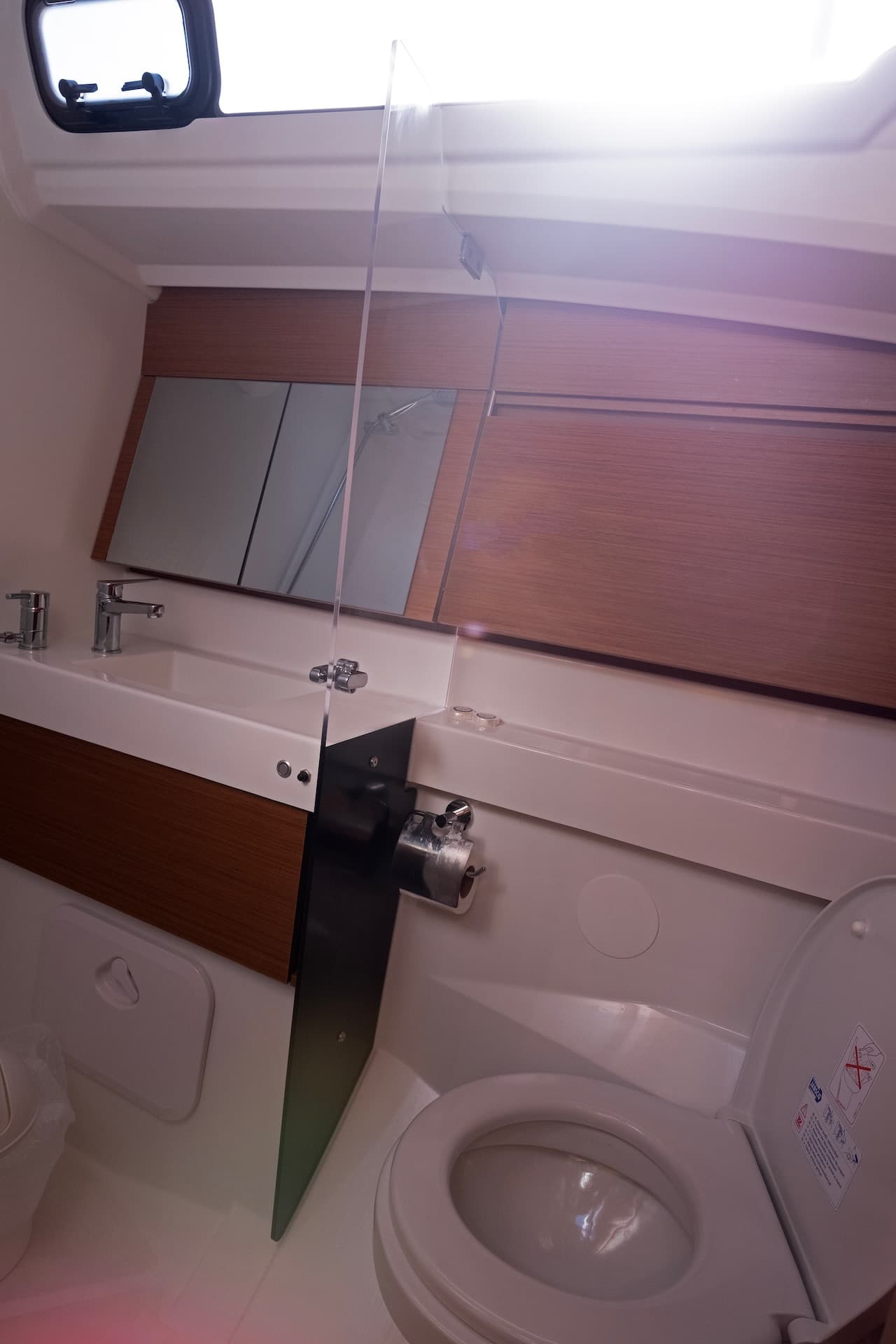 Jeanneau Sun Odyssey 410 Midnight Kiss – bilde 4 av 14