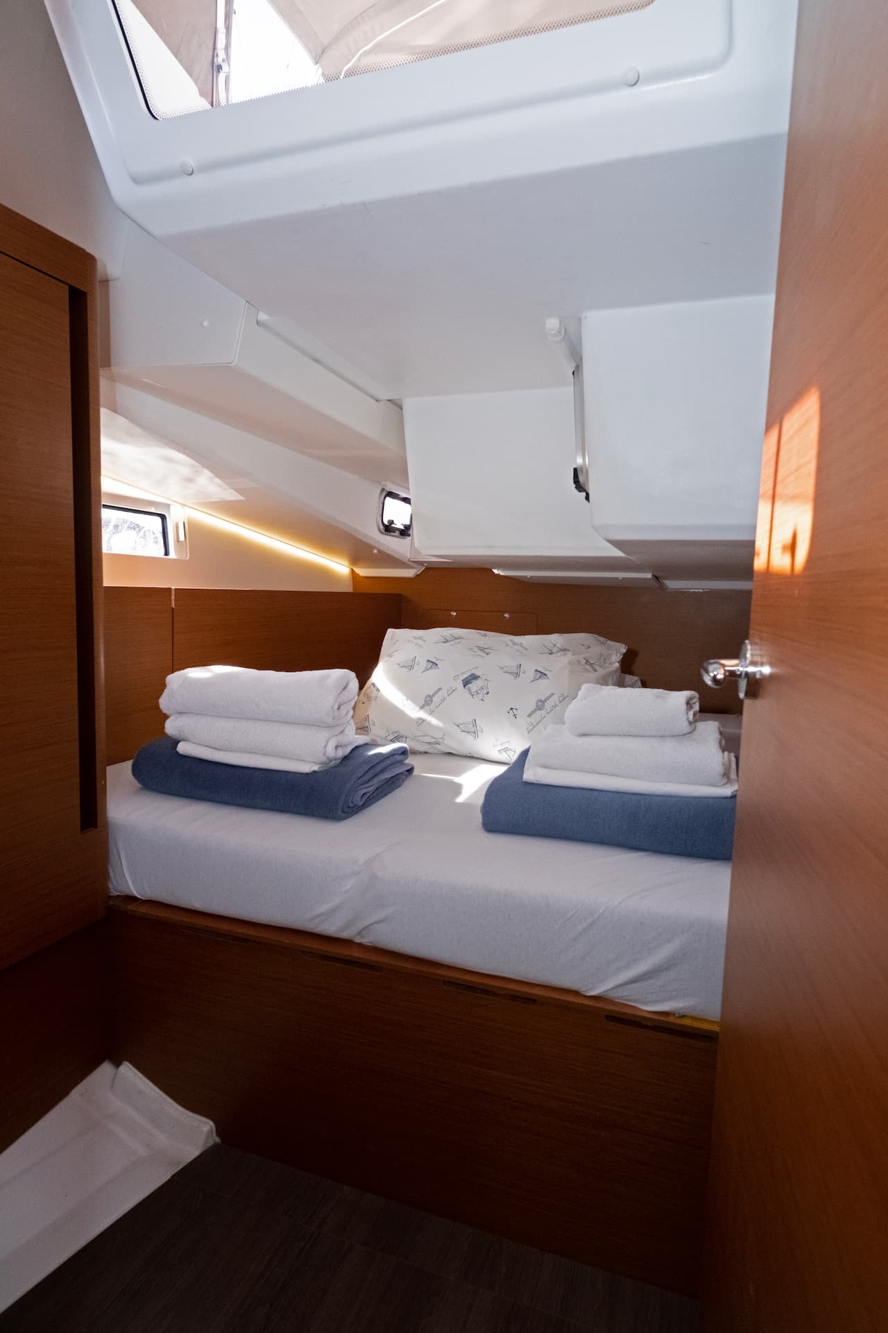 Jeanneau Sun Odyssey 490 Mystic Kiss – bilde 4 av 14
