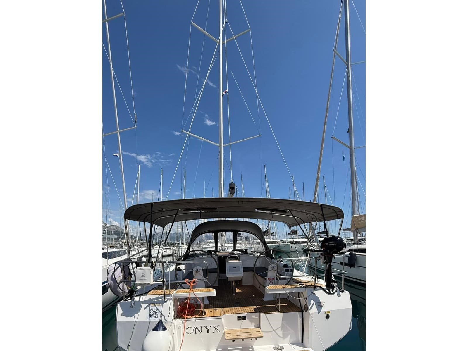 Bavaria C42 ONYX
