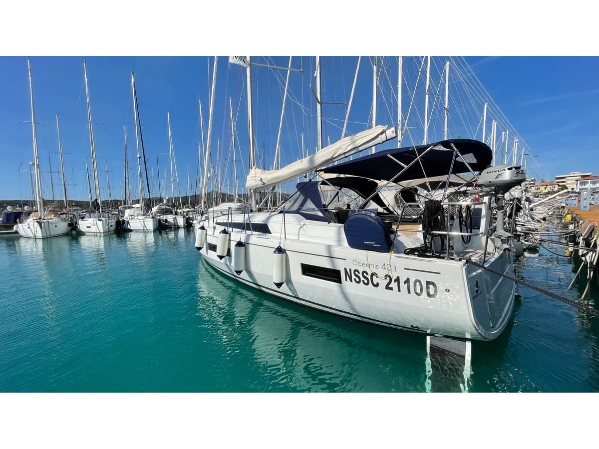 Beneteau Oceanis 40.1 Vela