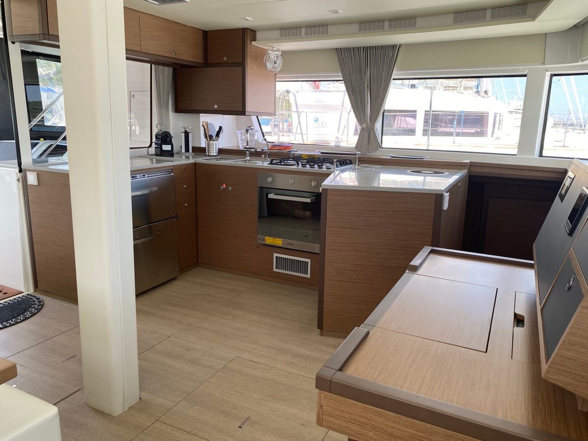 Lagoon 52F Naka - PREMIUM LINE – bilde 4 av 40