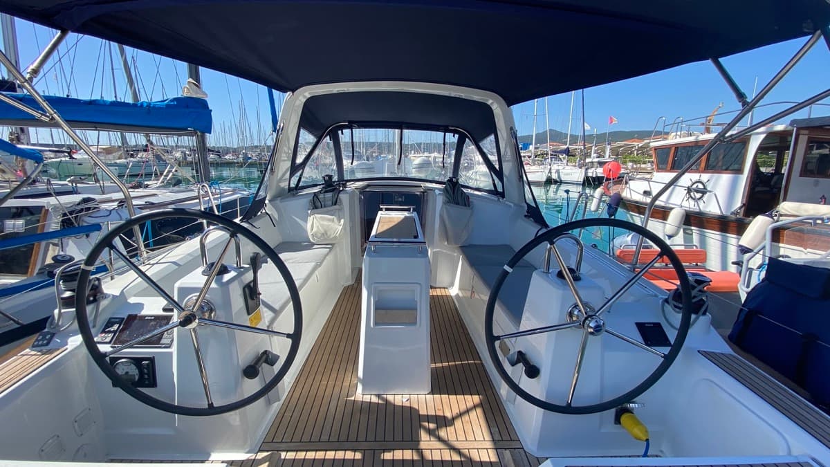 Beneteau Oceanis 35.1 Polis – bilde 2 av 18