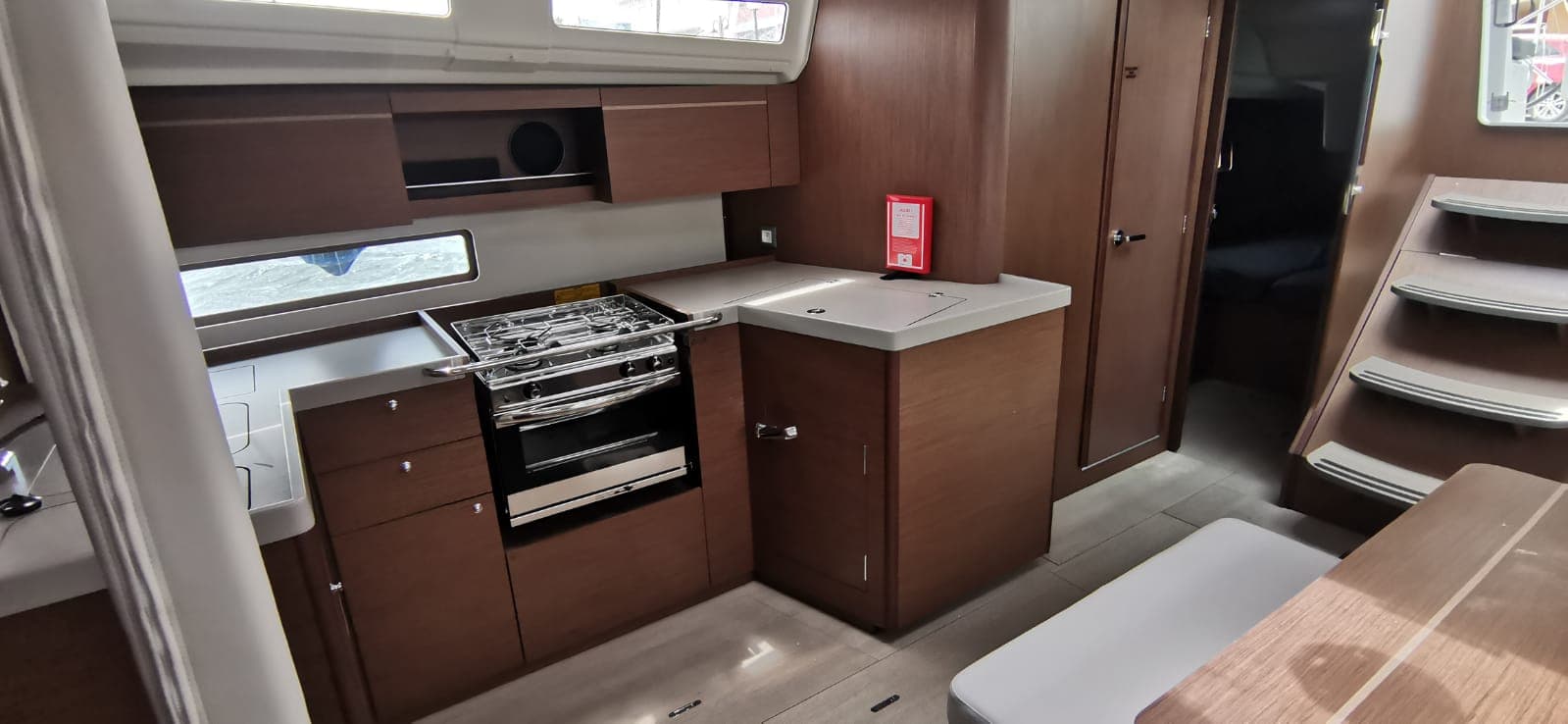 Beneteau Oceanis 40.1 – bilde 3 av 12